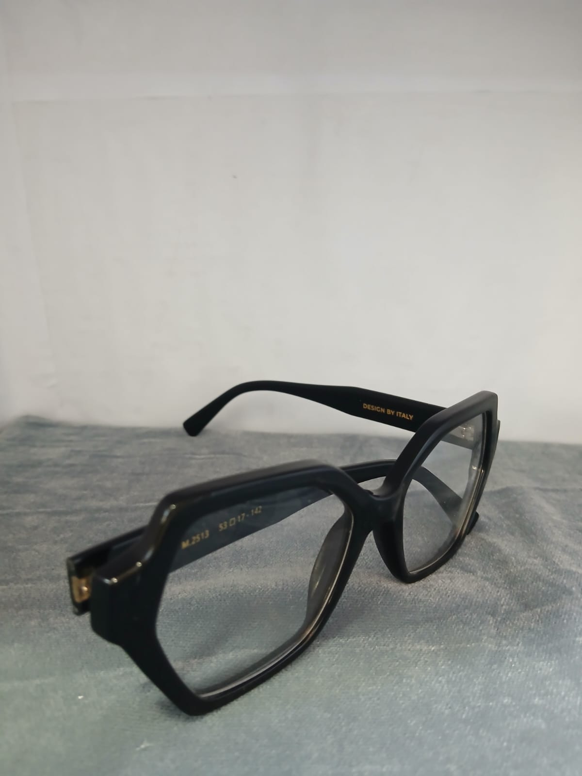 EYEGLASS - Black Thumbnail