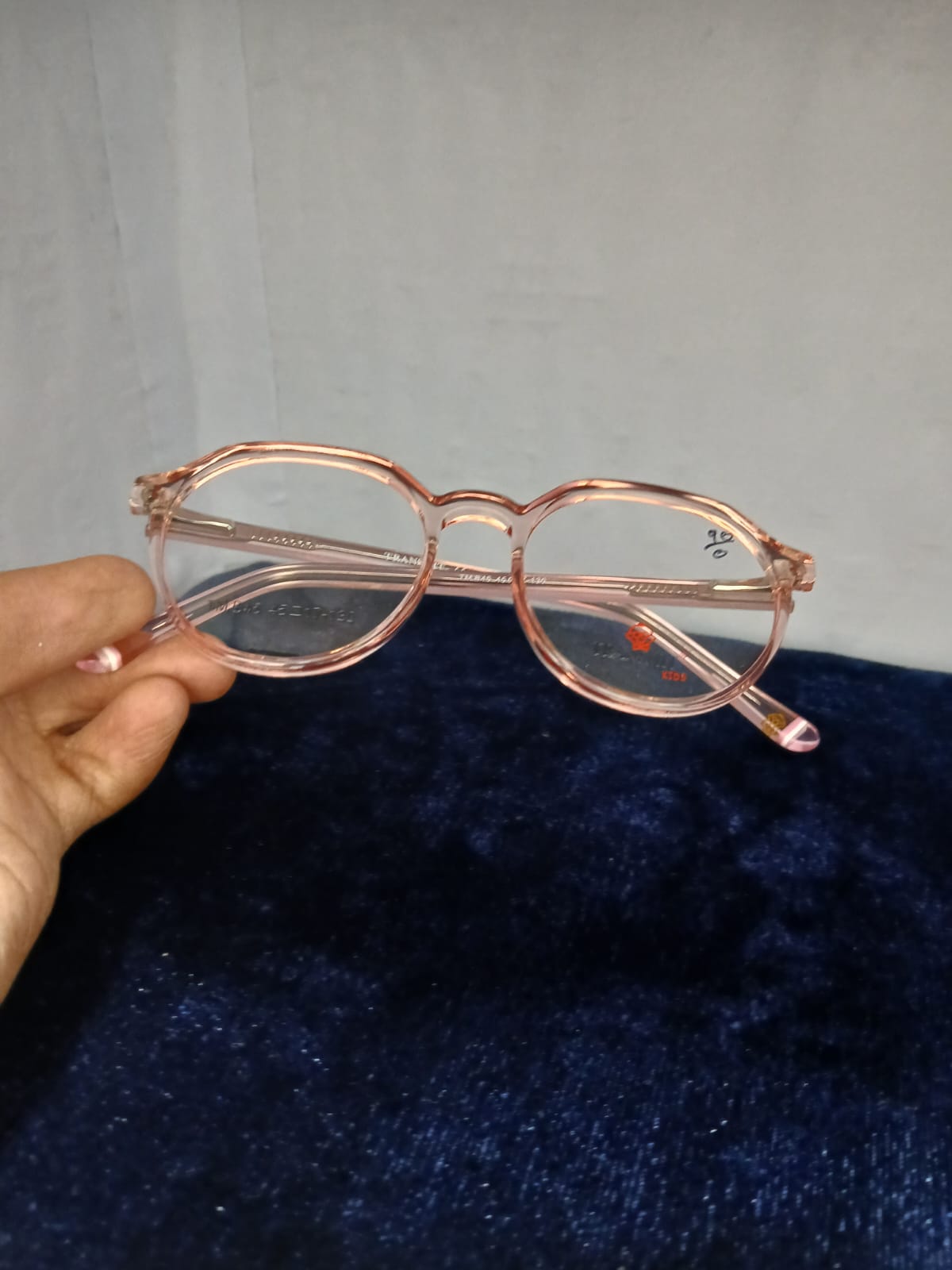 EYEGLASS - Pink Thumbnail
