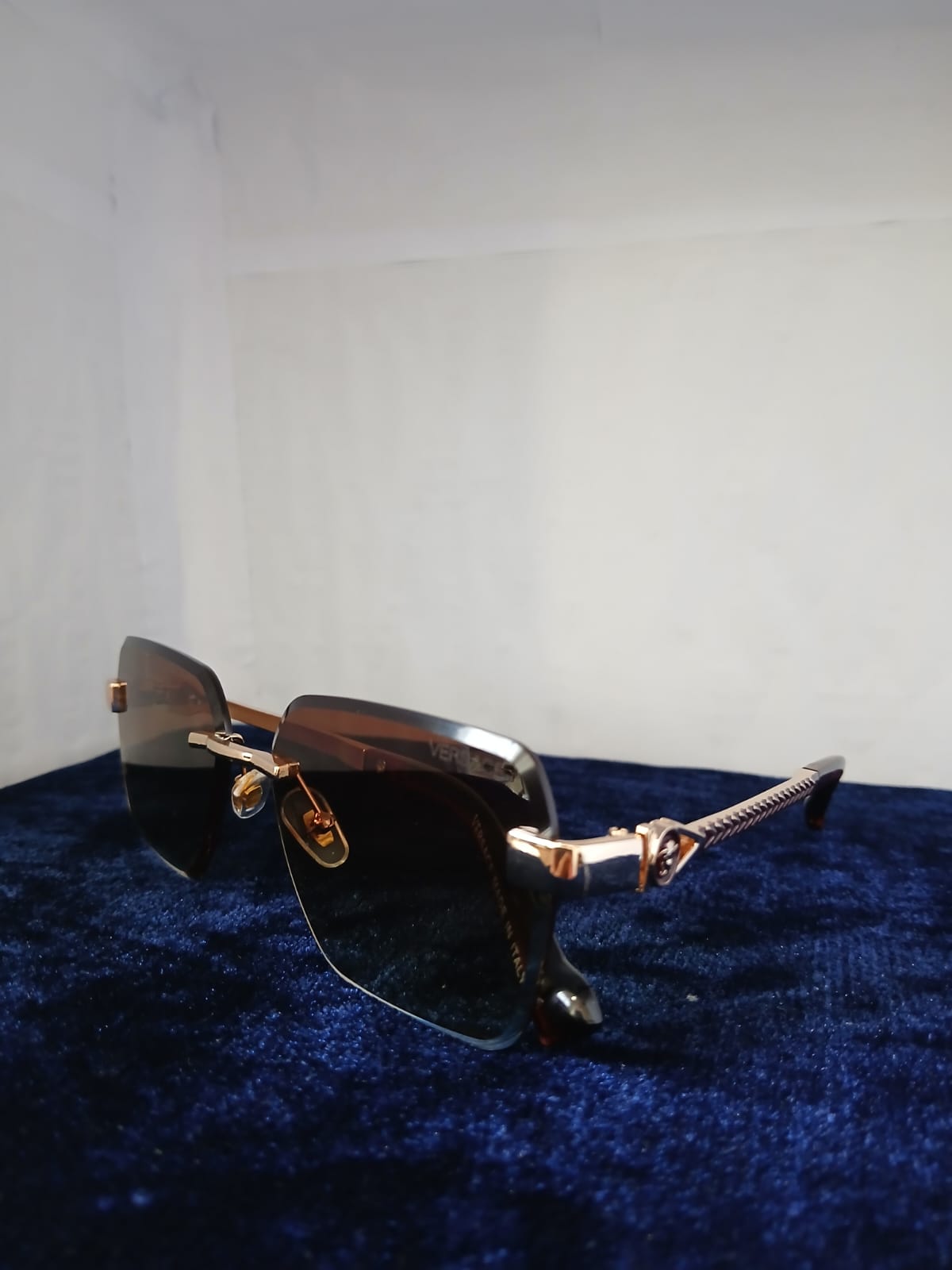 sunglasses - Gold Thumbnail