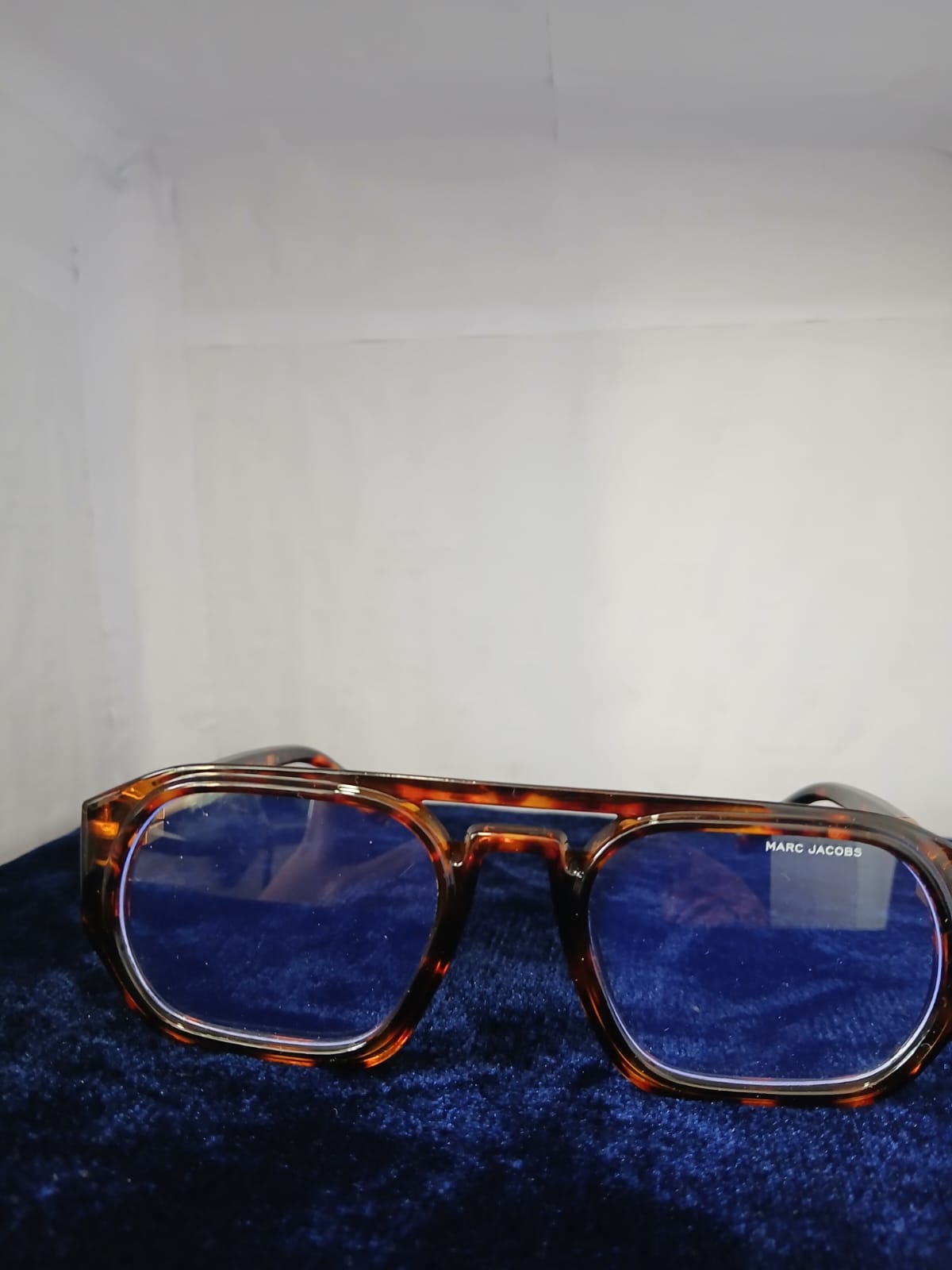 sunglasses - Brown Thumbnail