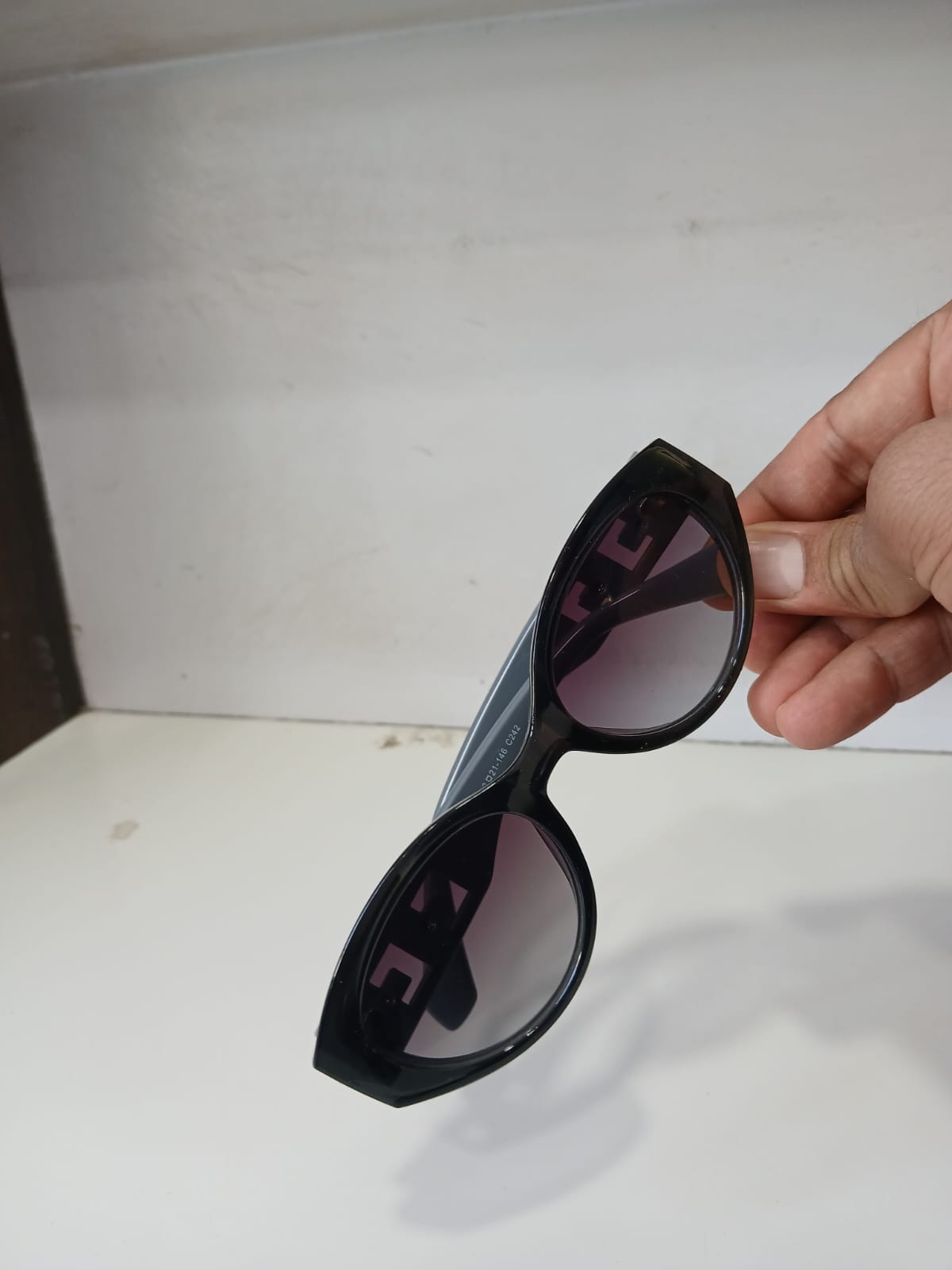 sunglasses - Gray Thumbnail