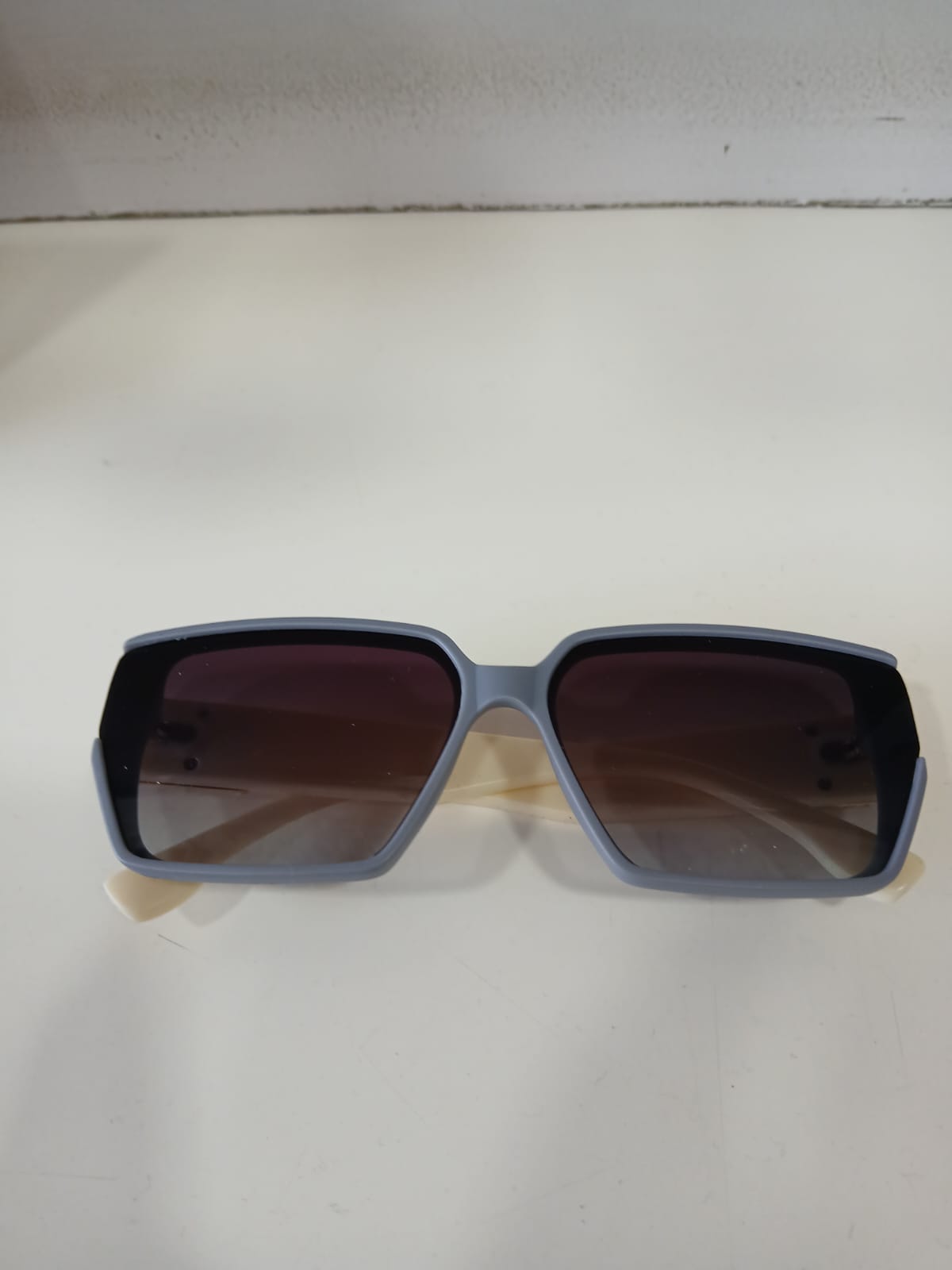 sunglasses - Gray Thumbnail