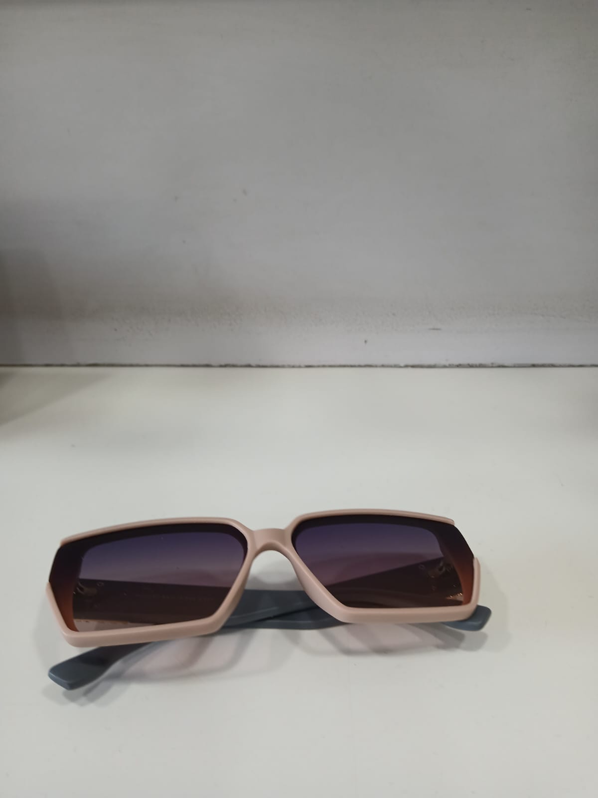 sunglasses - Pink Thumbnail
