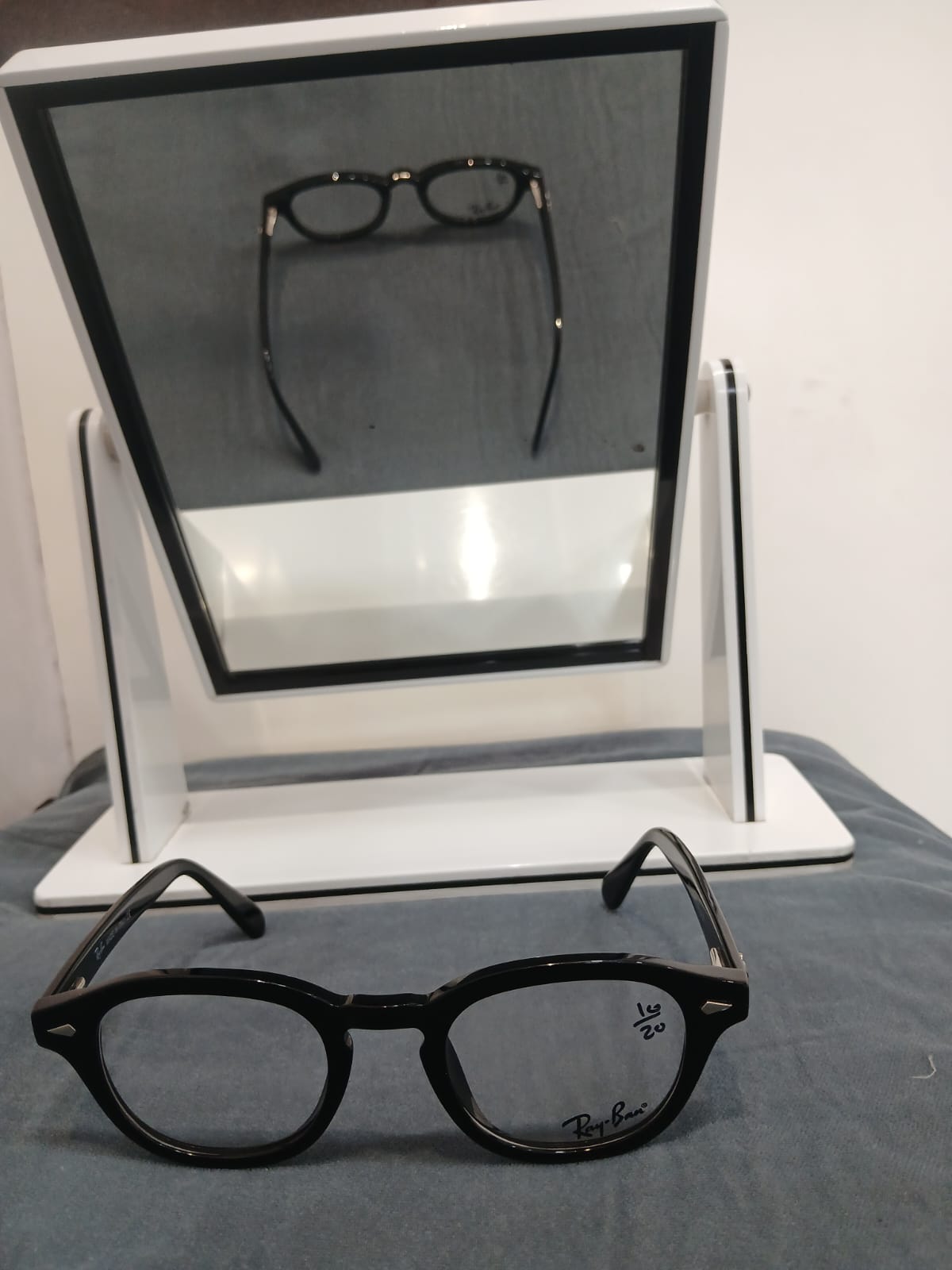 EYEGLASS - Navy Thumbnail