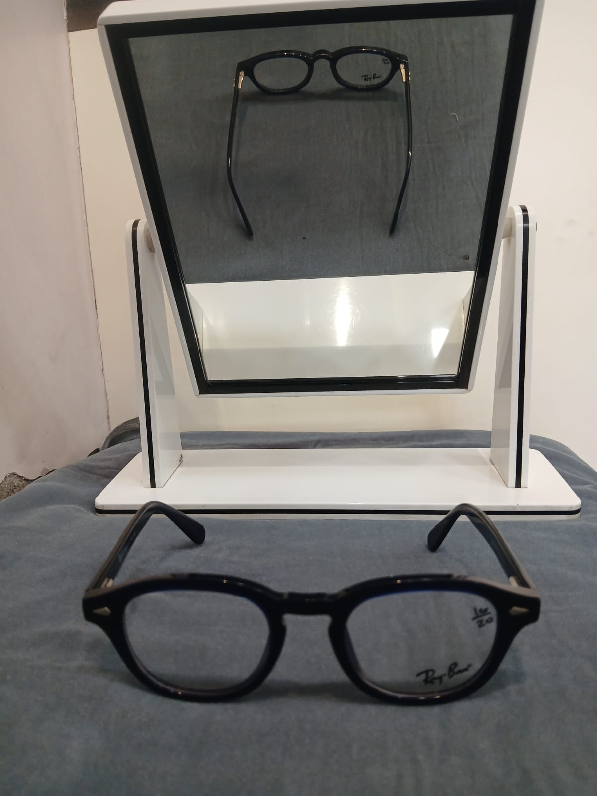 EYEGLASS - Navy Thumbnail
