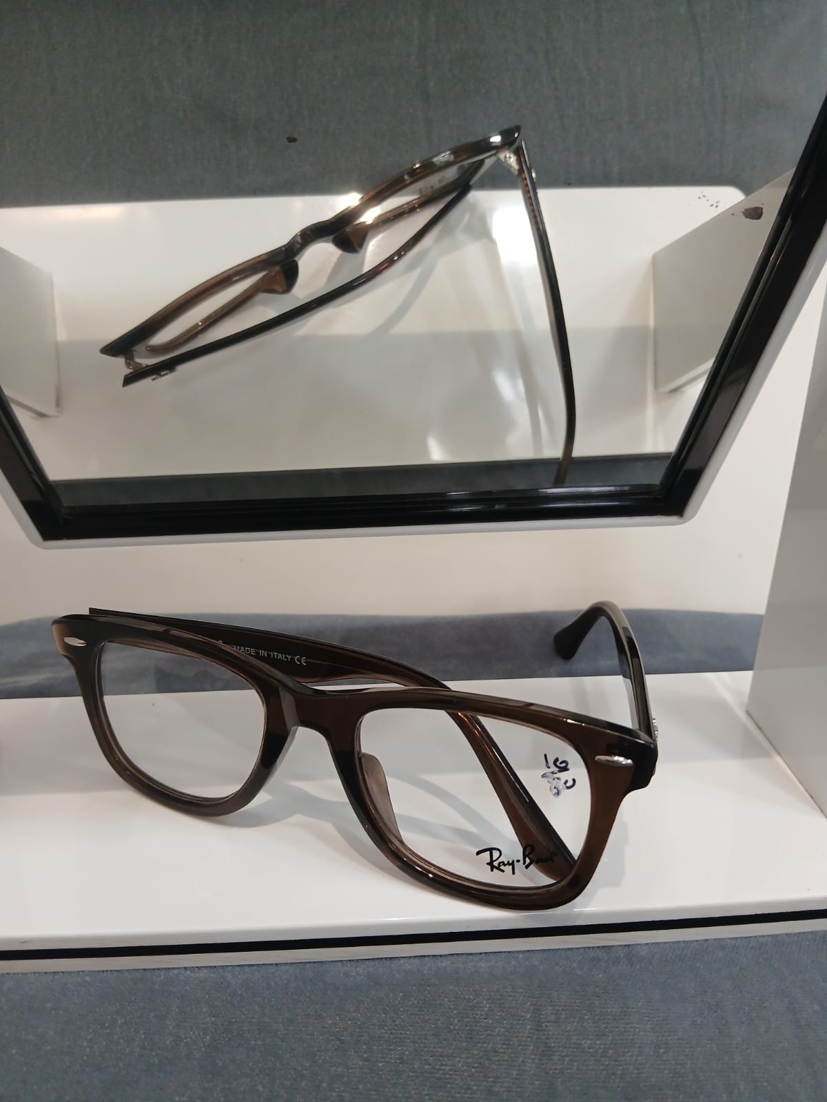 EYEGLASS - Brown Thumbnail