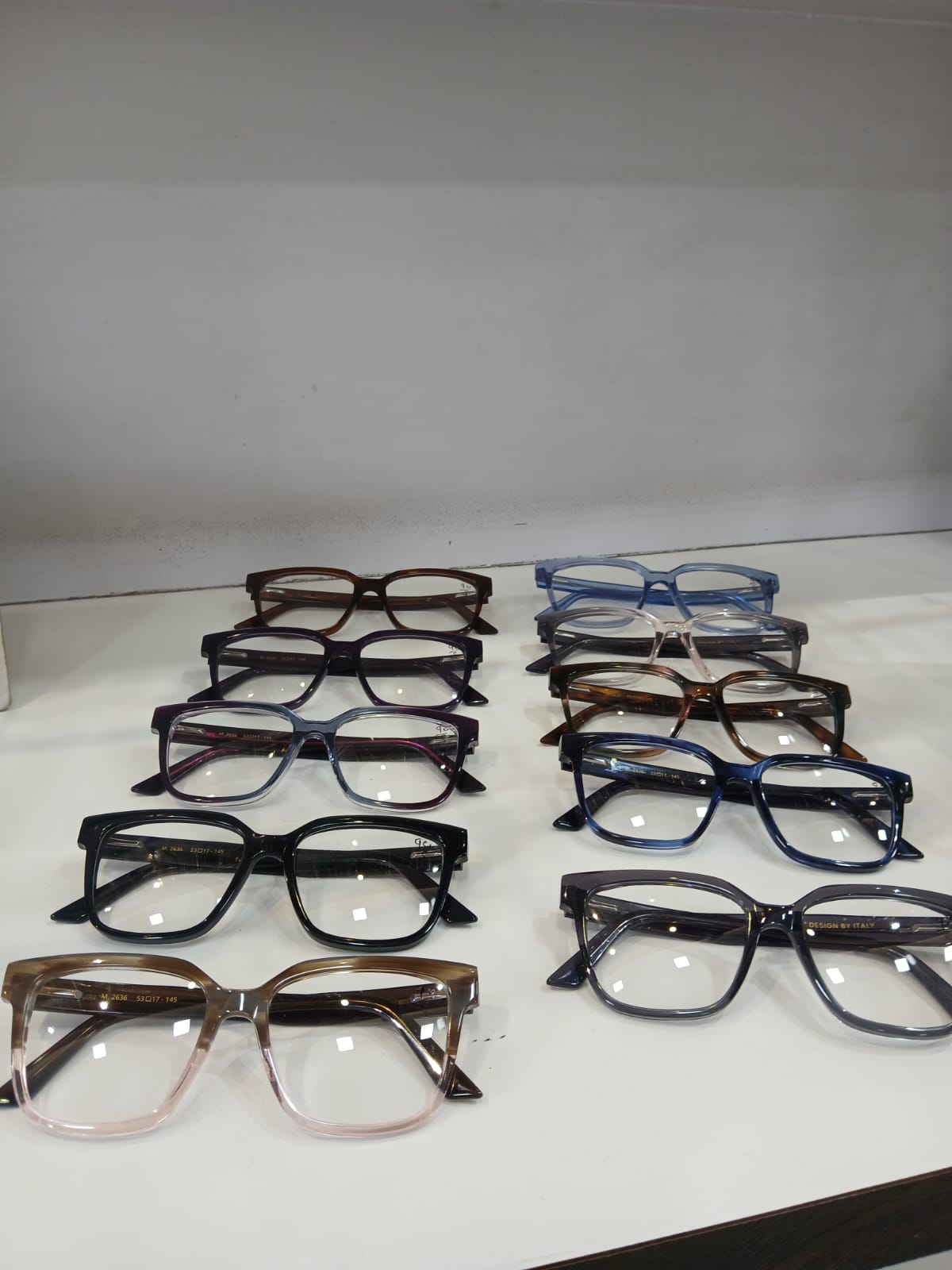 EYEGLASS