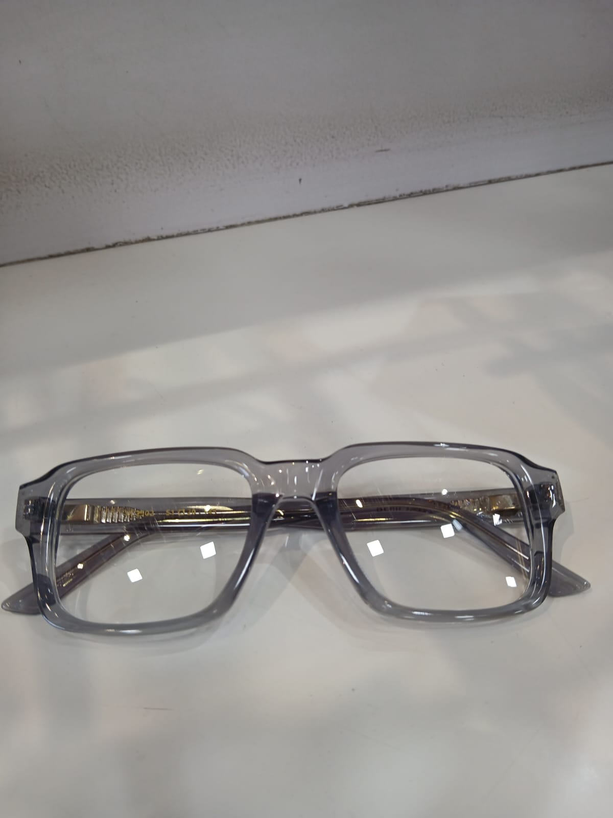 EYEGLASS - Gray