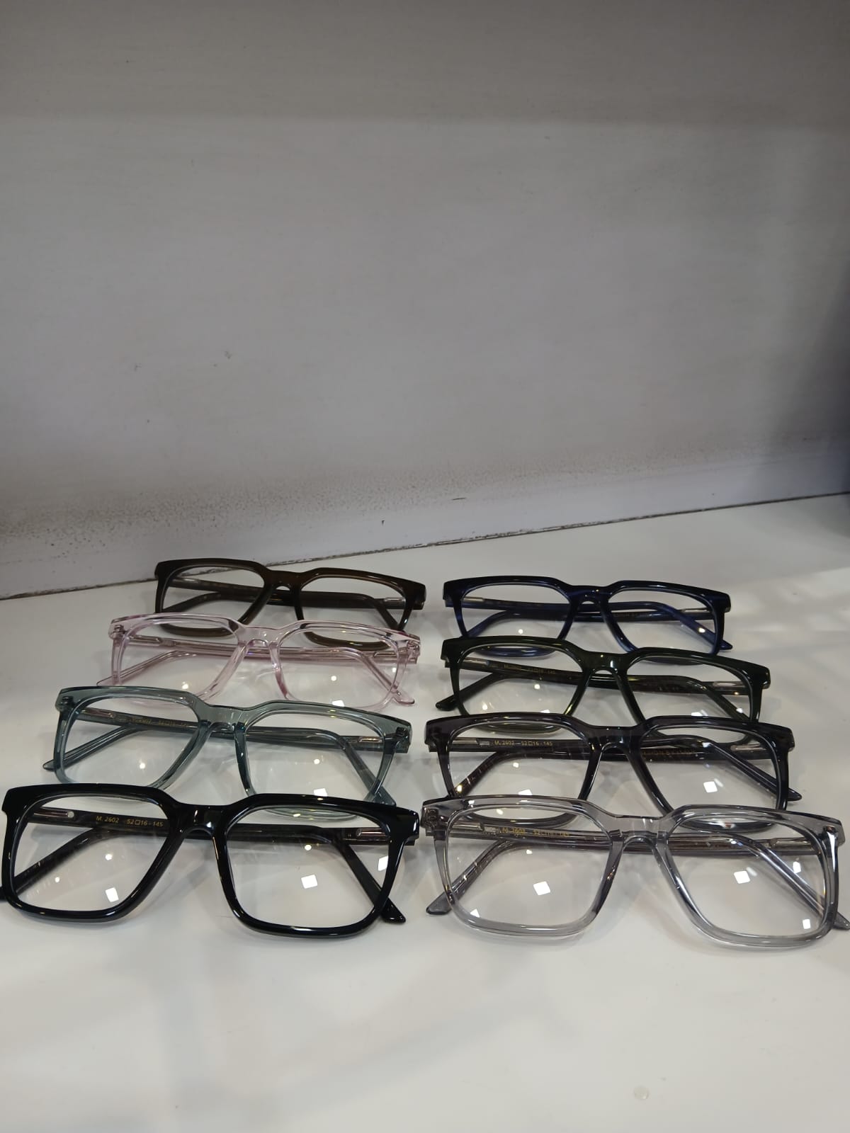 EYEGLASS