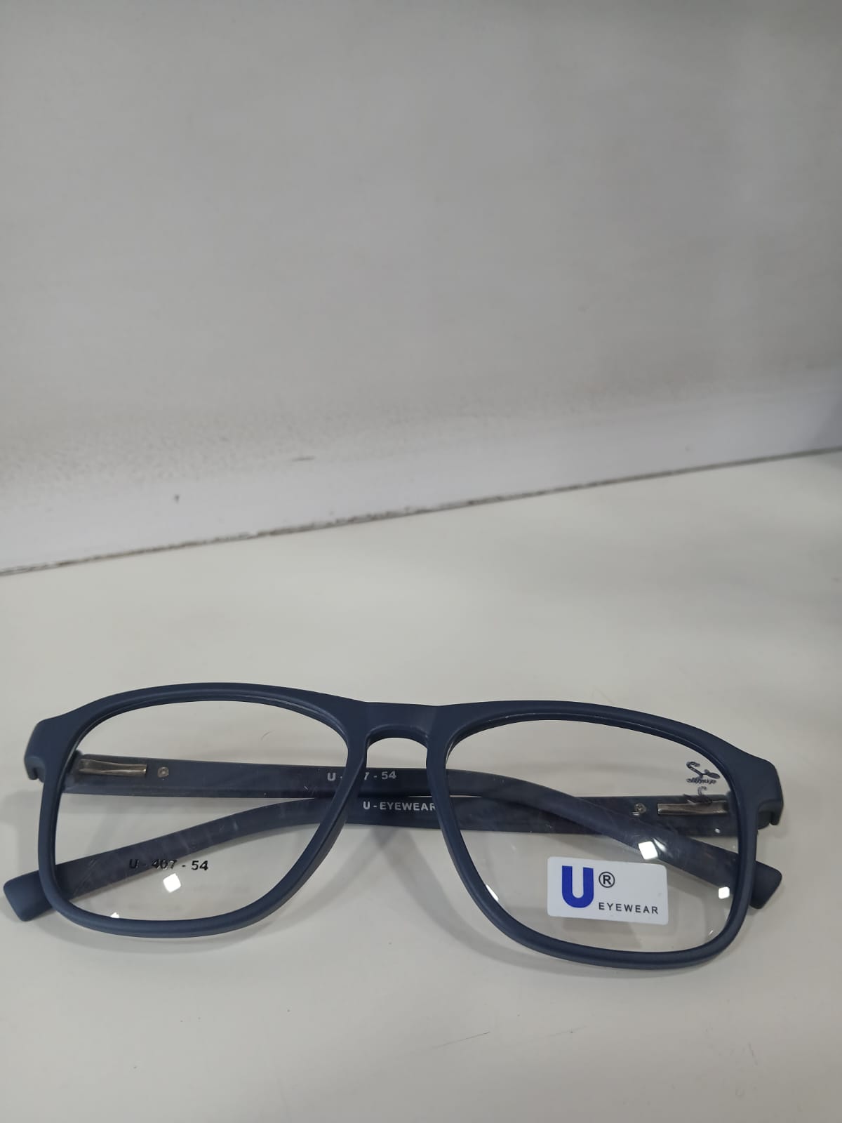 EYEGLASS - Gray Thumbnail
