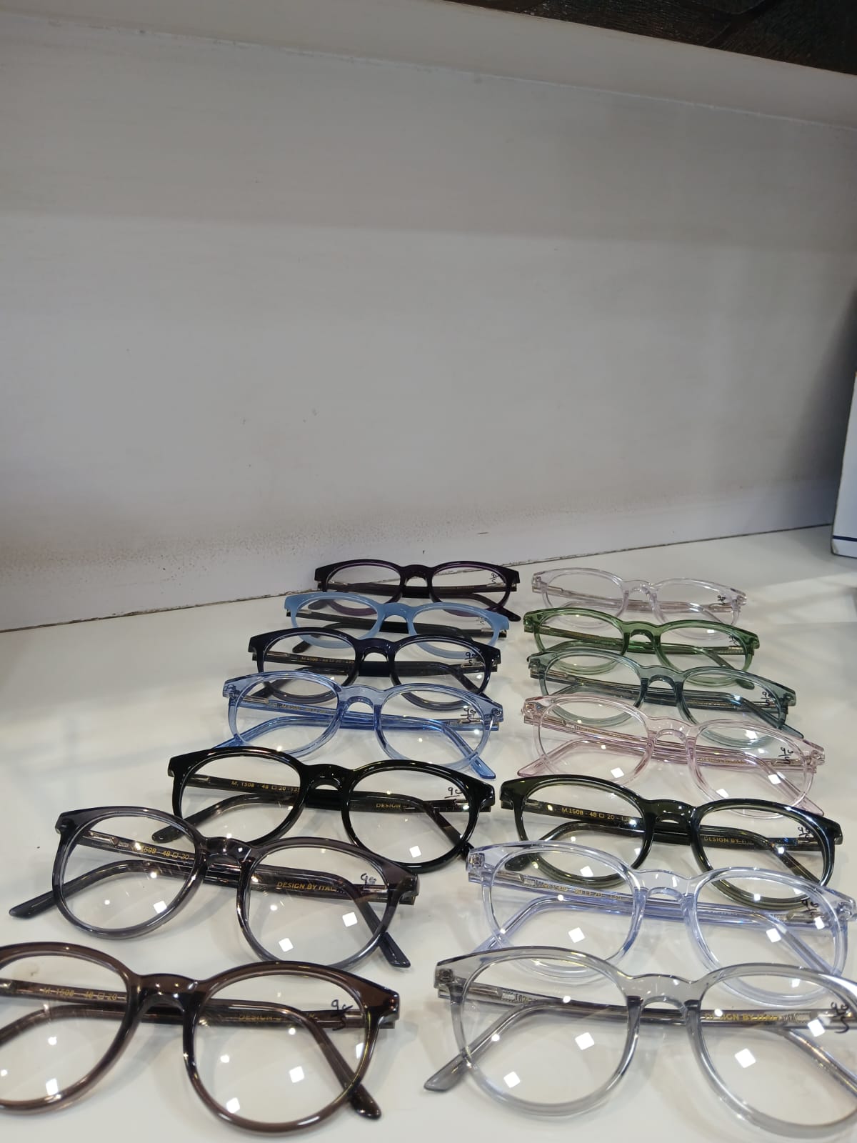 EYEGLASS
