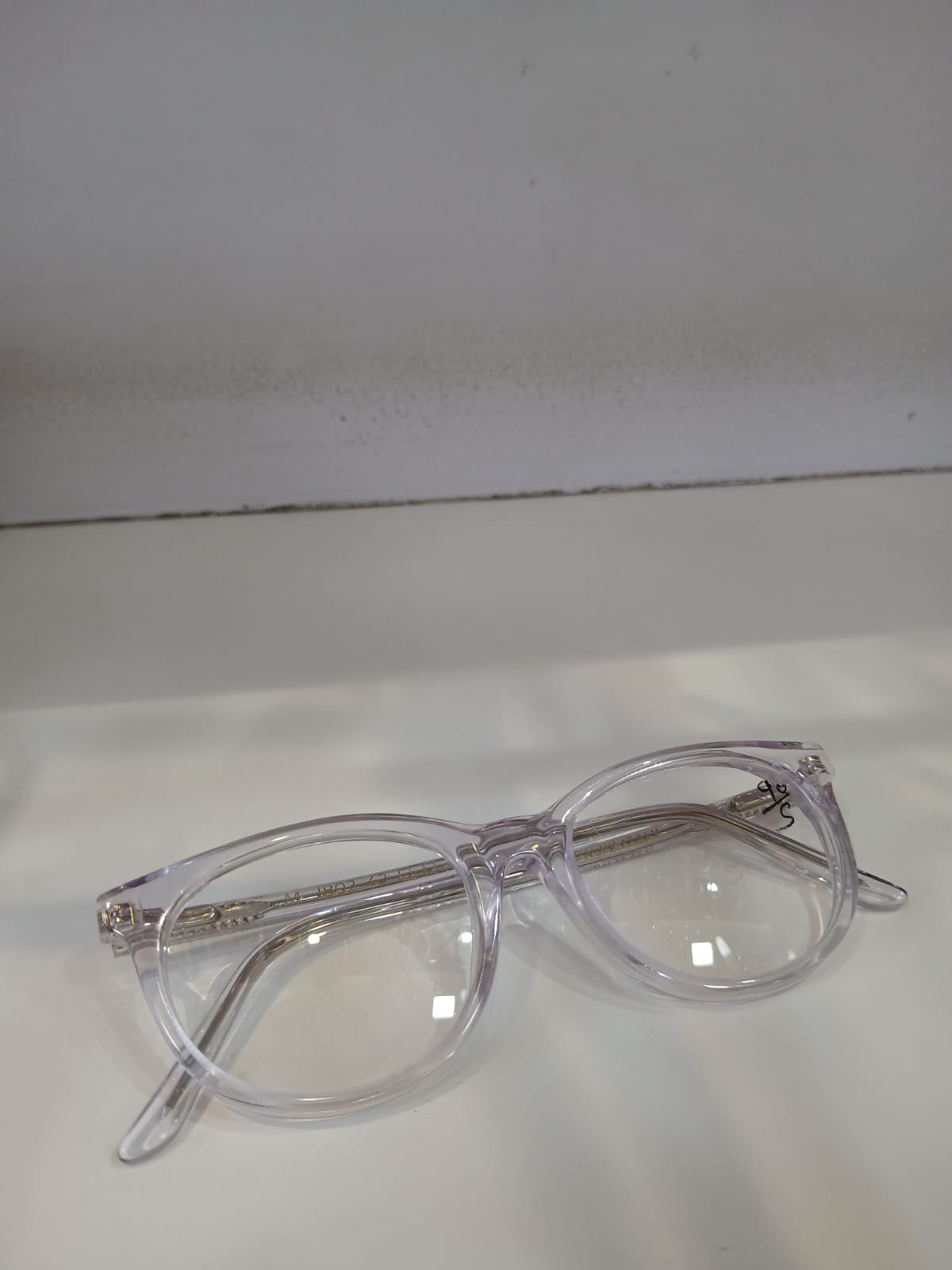EYEGLASS - White Thumbnail