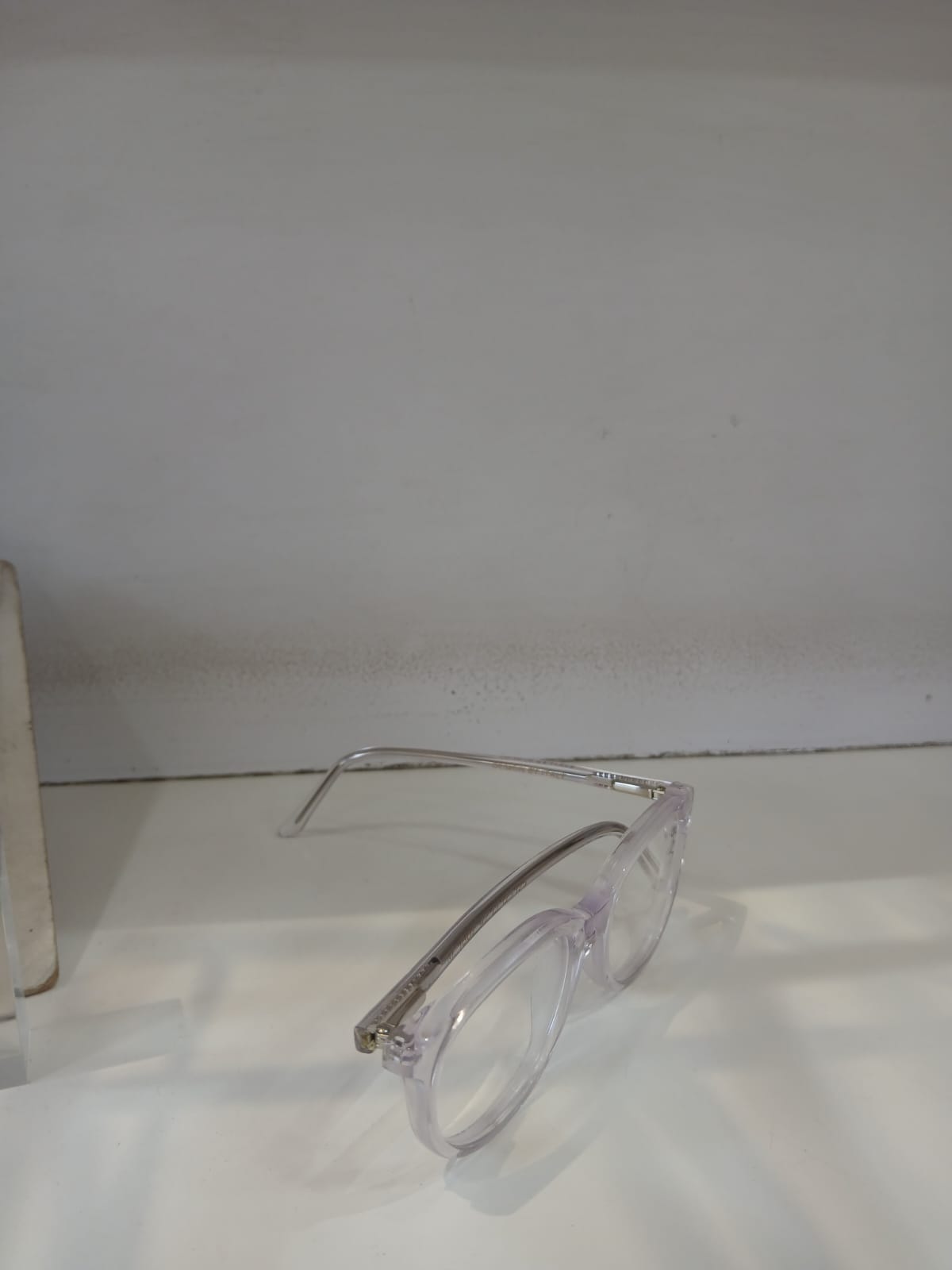 EYEGLASS - White Thumbnail