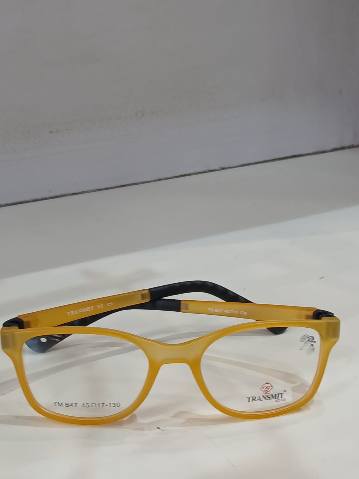 EYEGLASS - Orange Thumbnail