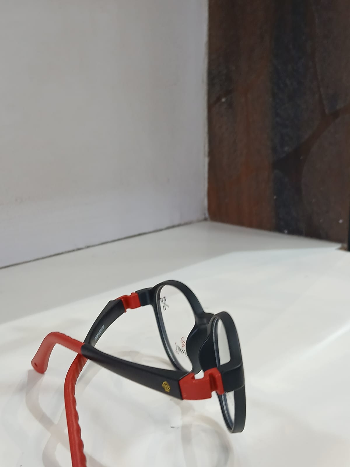 EYEGLASS - Black Thumbnail