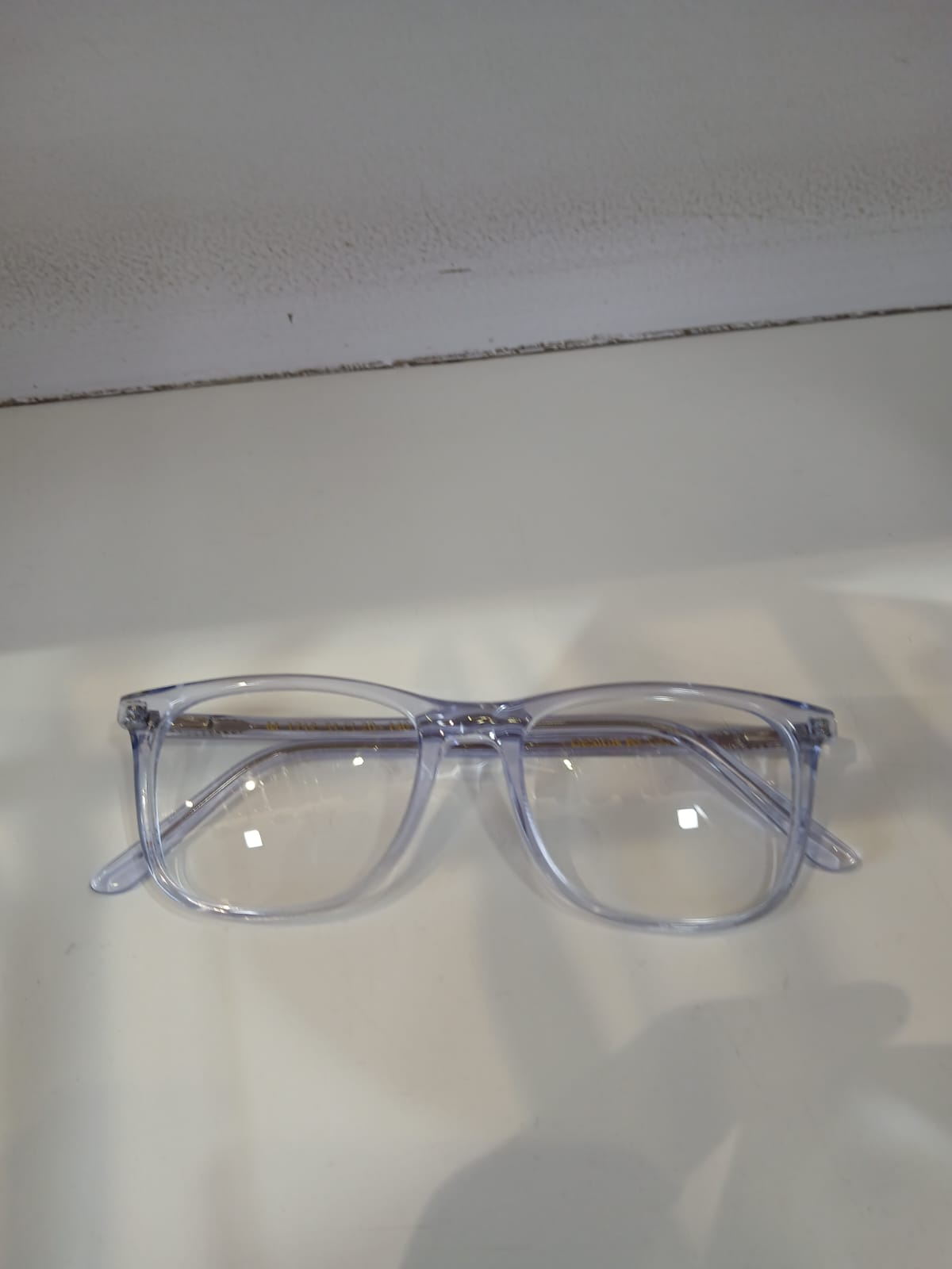 EYEGLASS