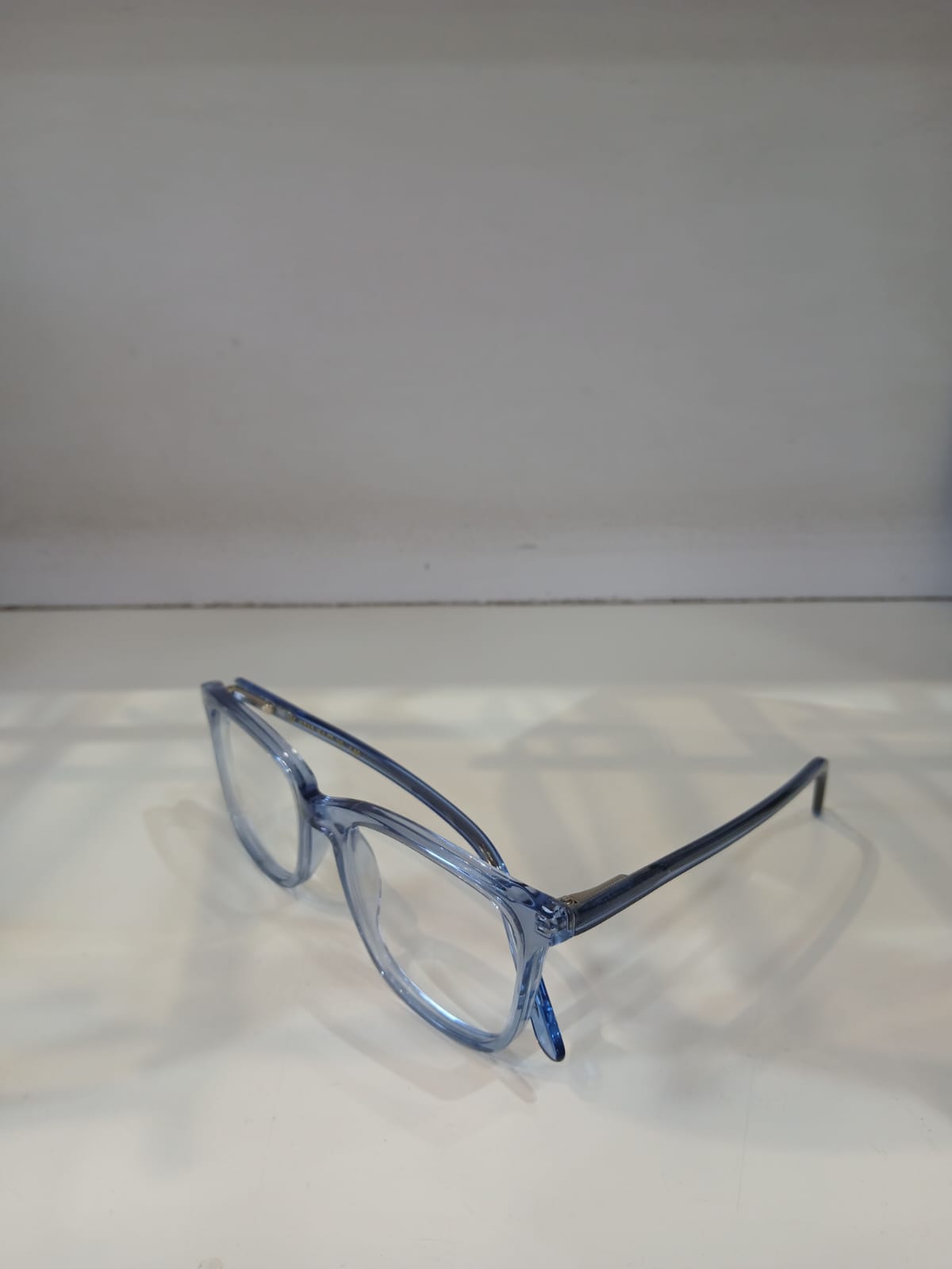EYEGLASS - Blue Thumbnail