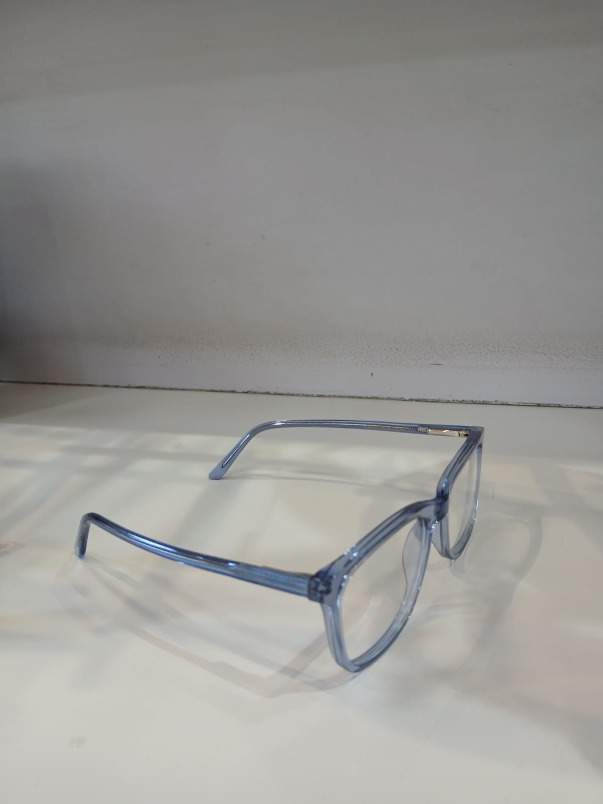 EYEGLASS - Blue Thumbnail