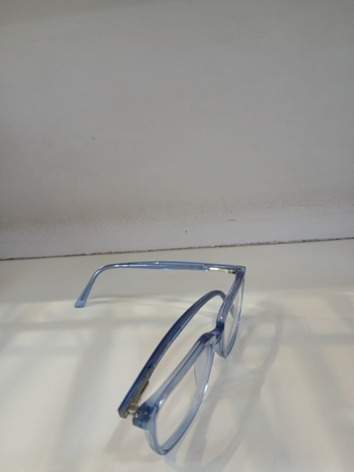 EYEGLASS - Blue Thumbnail