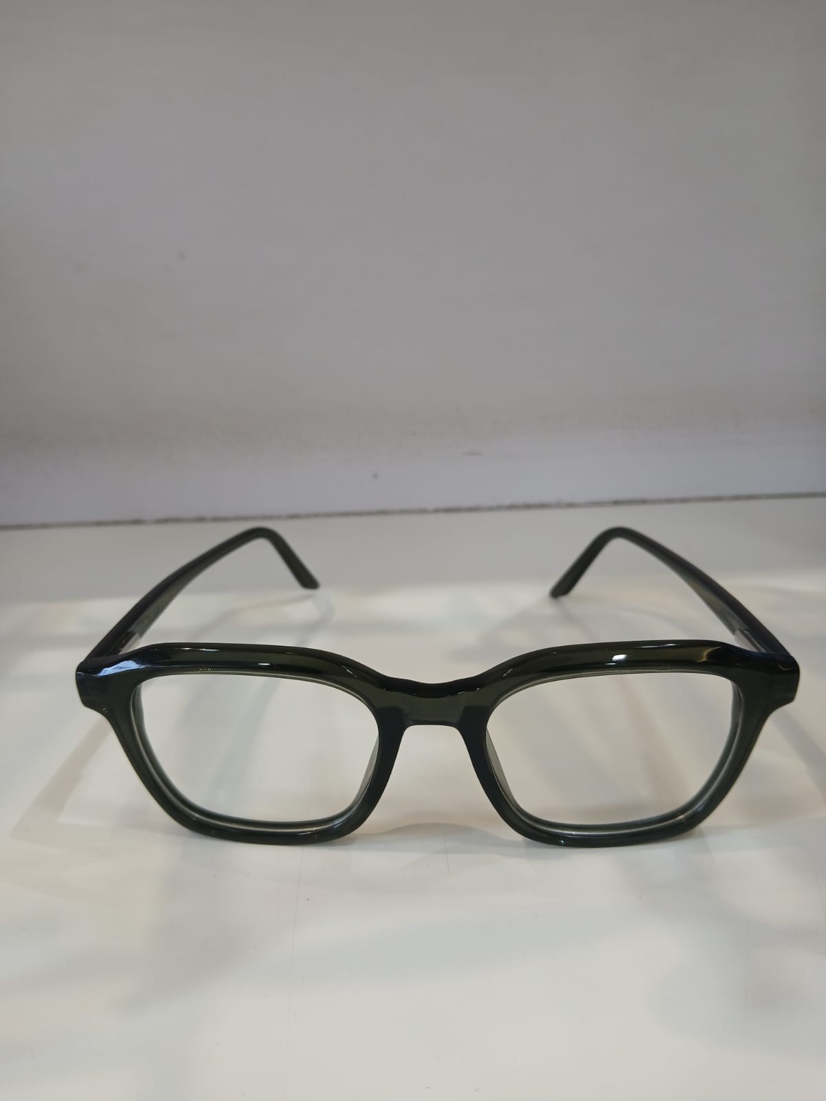 EYEGLASS - Olive Thumbnail
