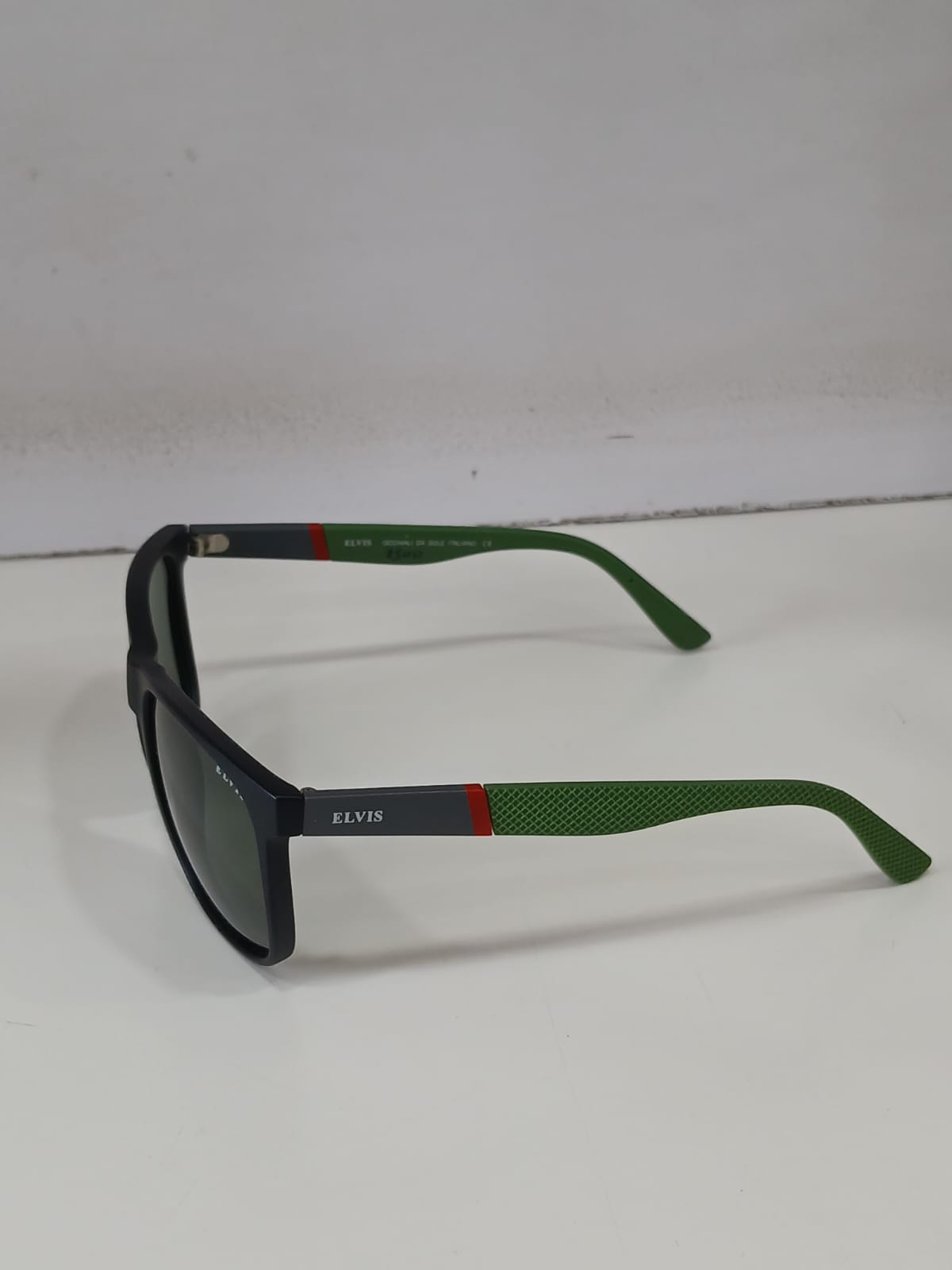 sunglasses - Green Thumbnail