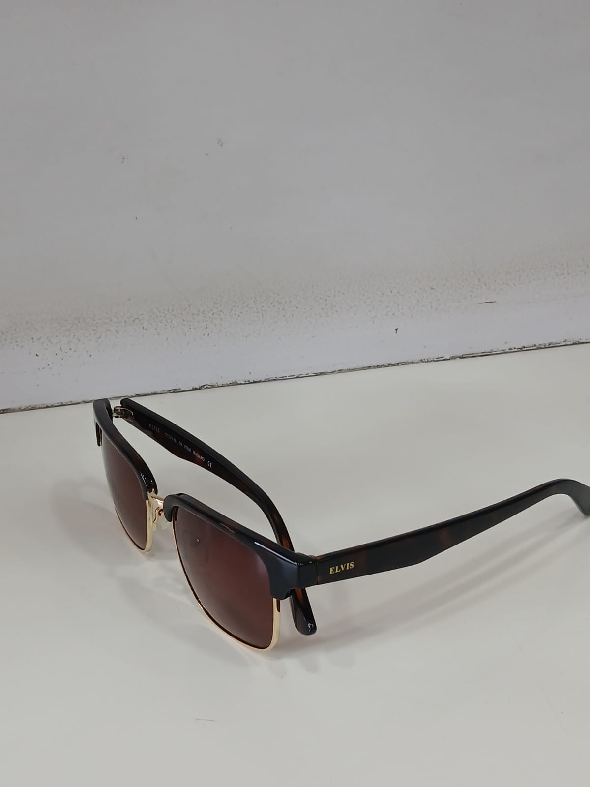 sunglasses - Brown Thumbnail