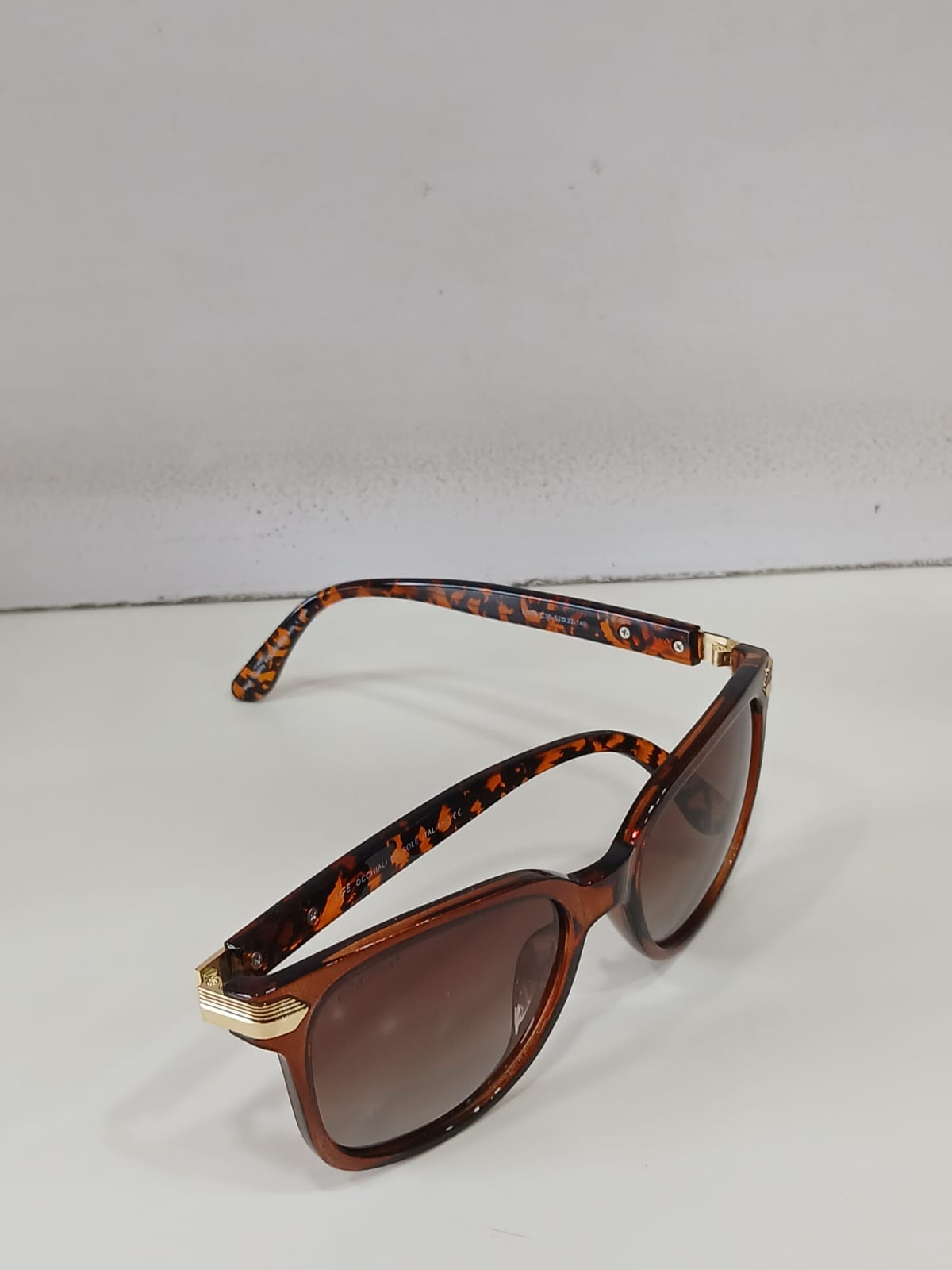 sunglasses - Brown Thumbnail