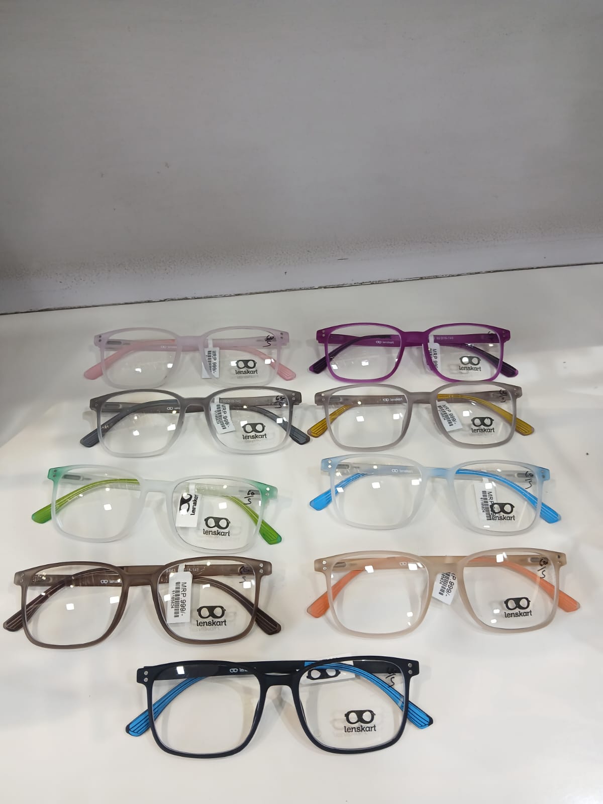 EYEGLASS