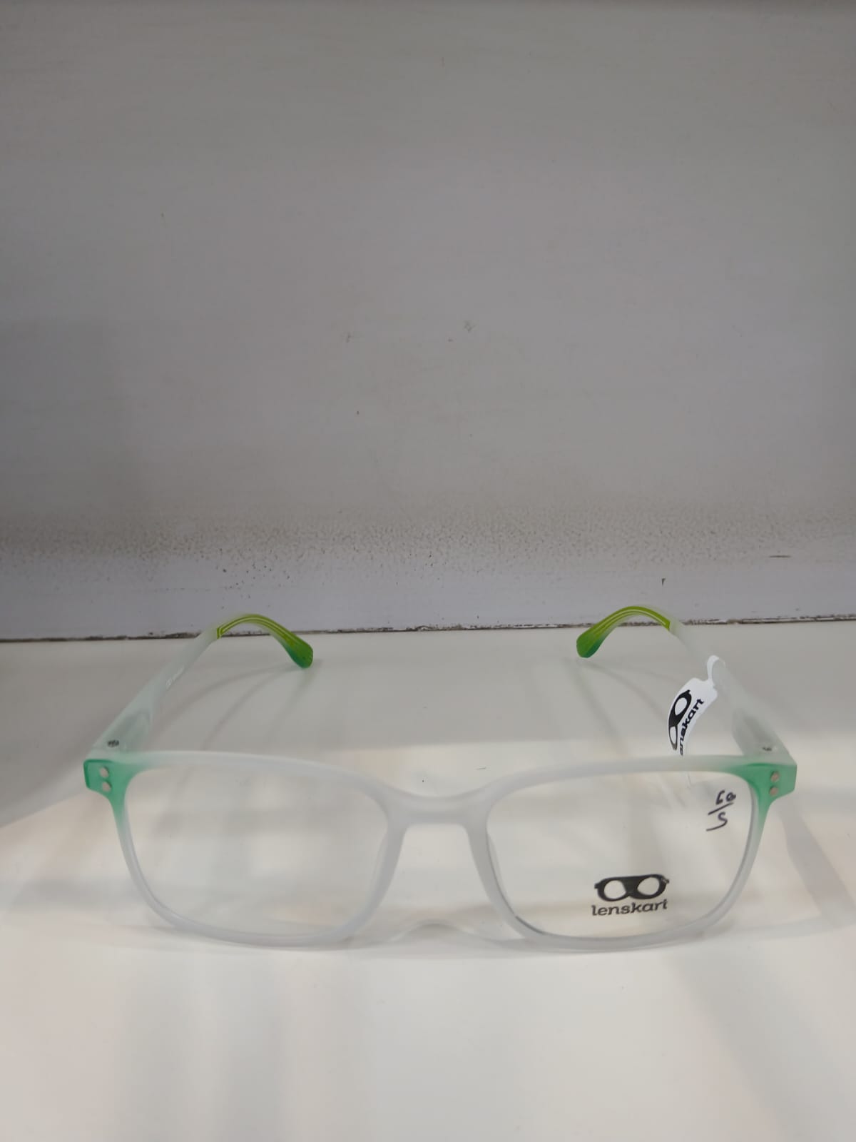 EYEGLASS - Green Thumbnail