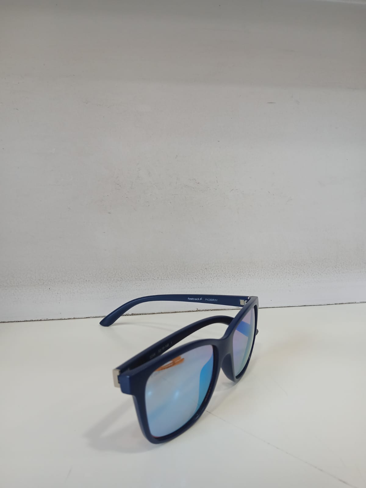 sunglasses - Navy Thumbnail