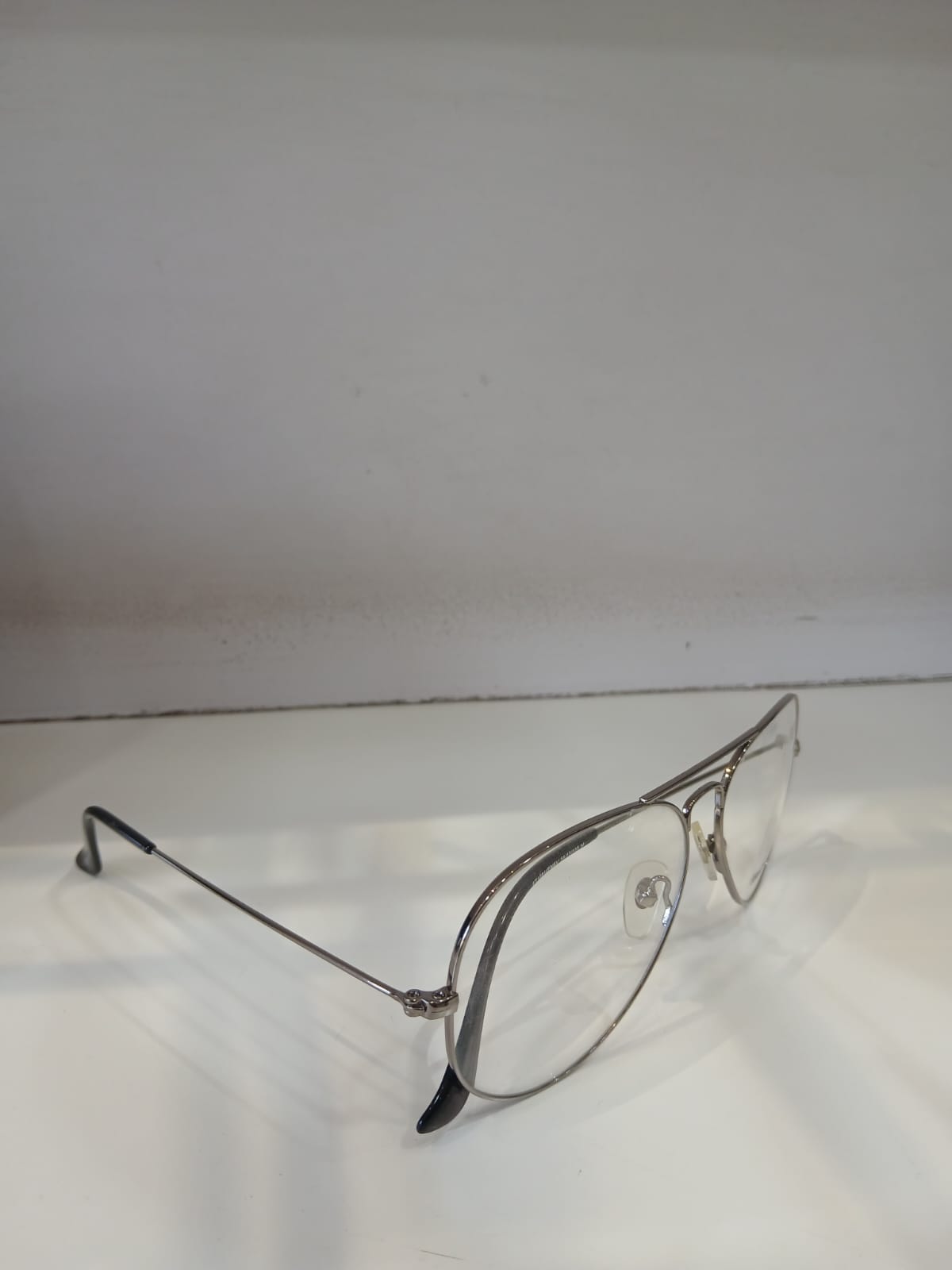 EYEGLASS