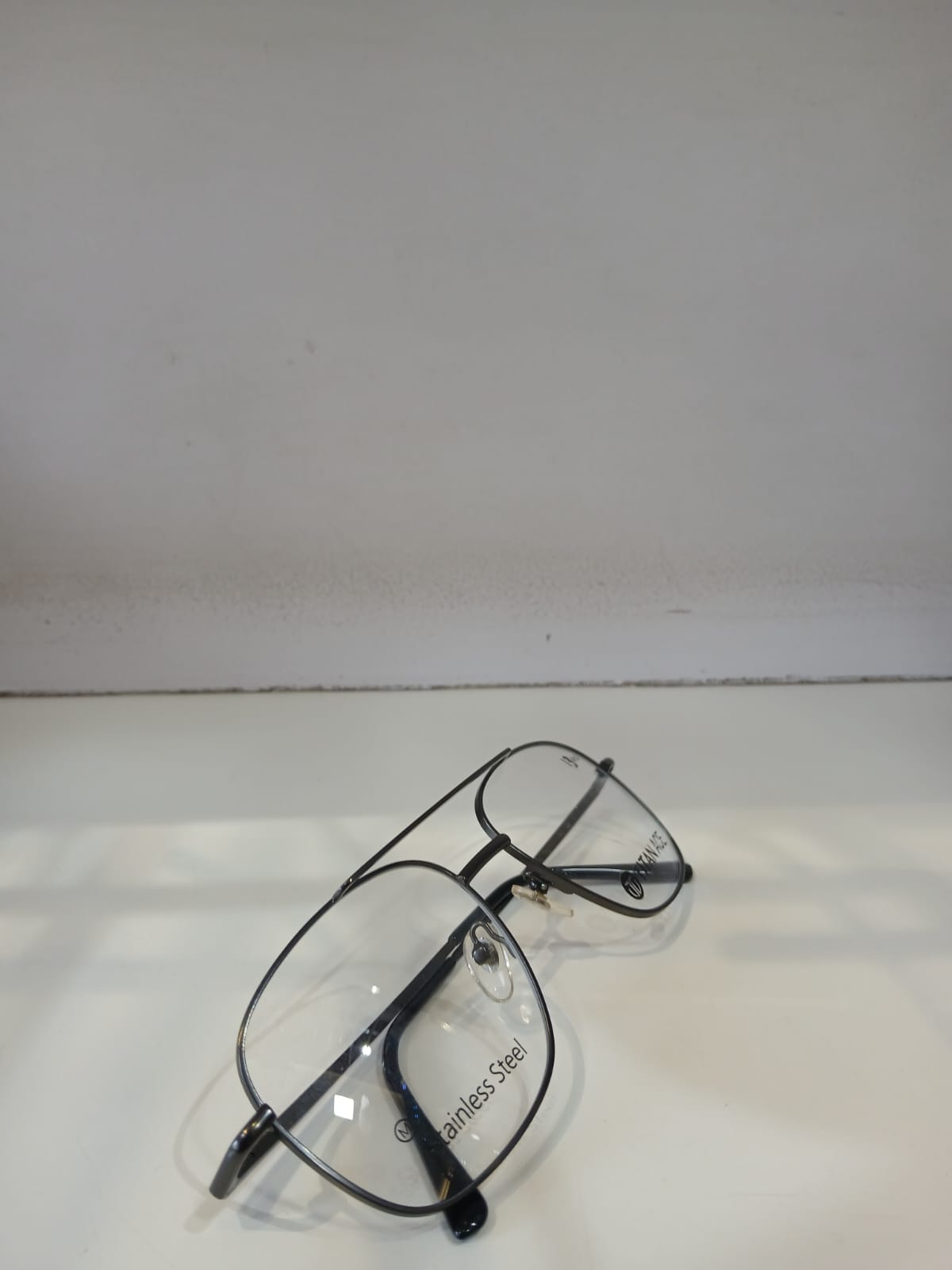 EYEGLASS - Black Thumbnail