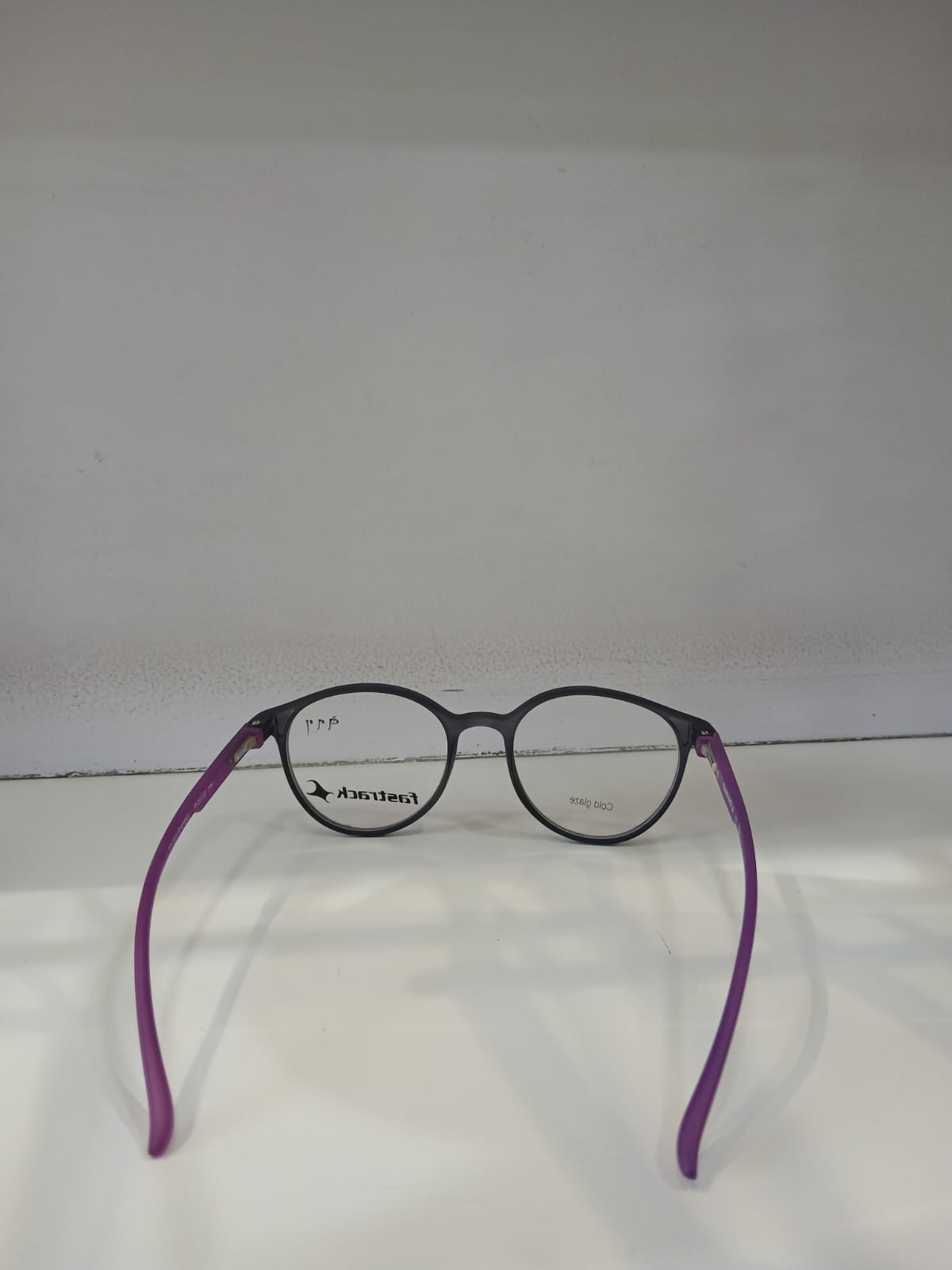 EYEGLASS - Black Thumbnail