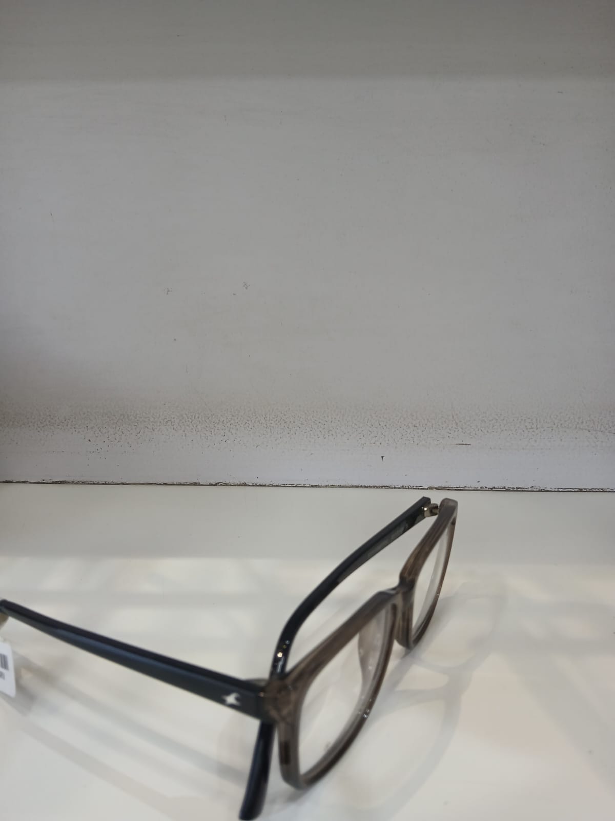 EYEGLASS - Gray Thumbnail