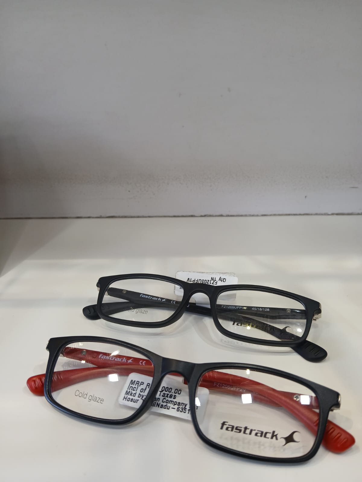 EYEGLASS - Orange Thumbnail