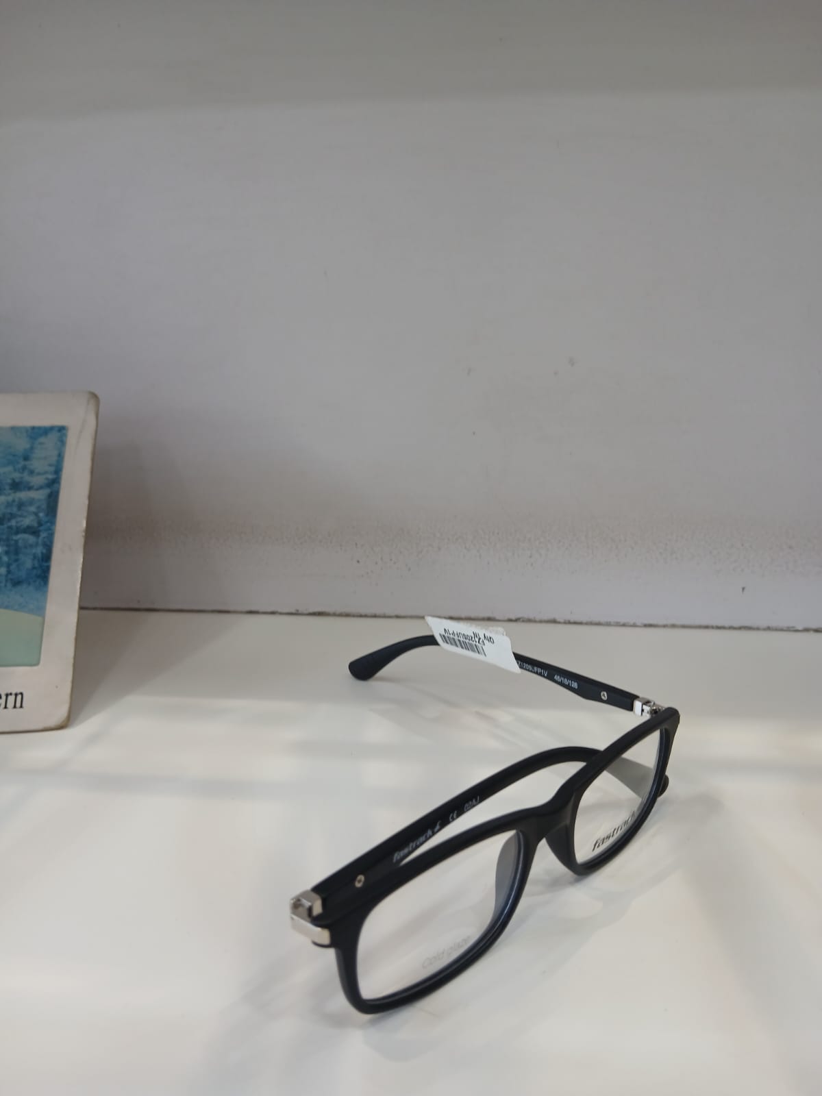 EYEGLASS - Black Thumbnail