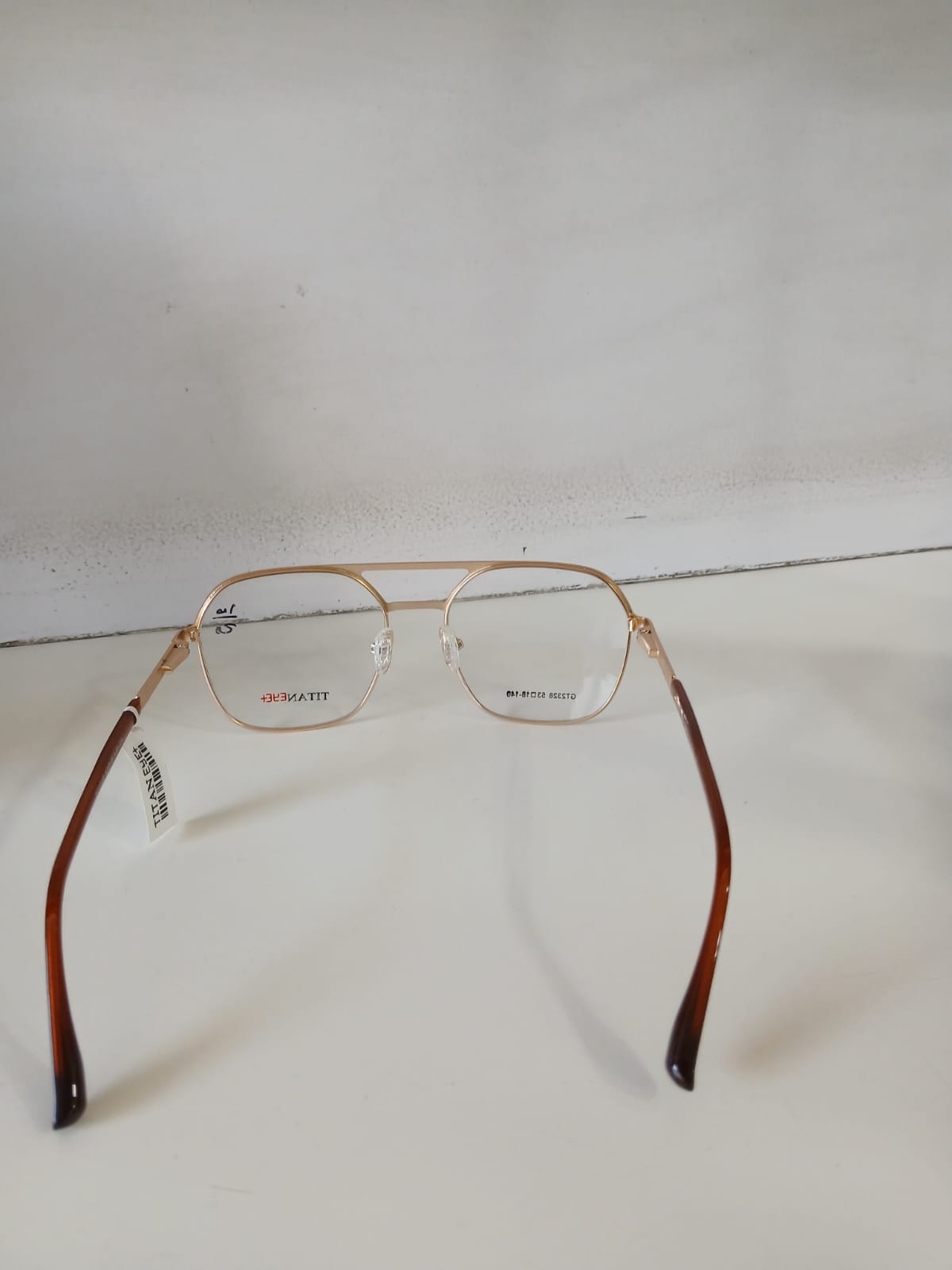 EYEGLASS - Gold Thumbnail