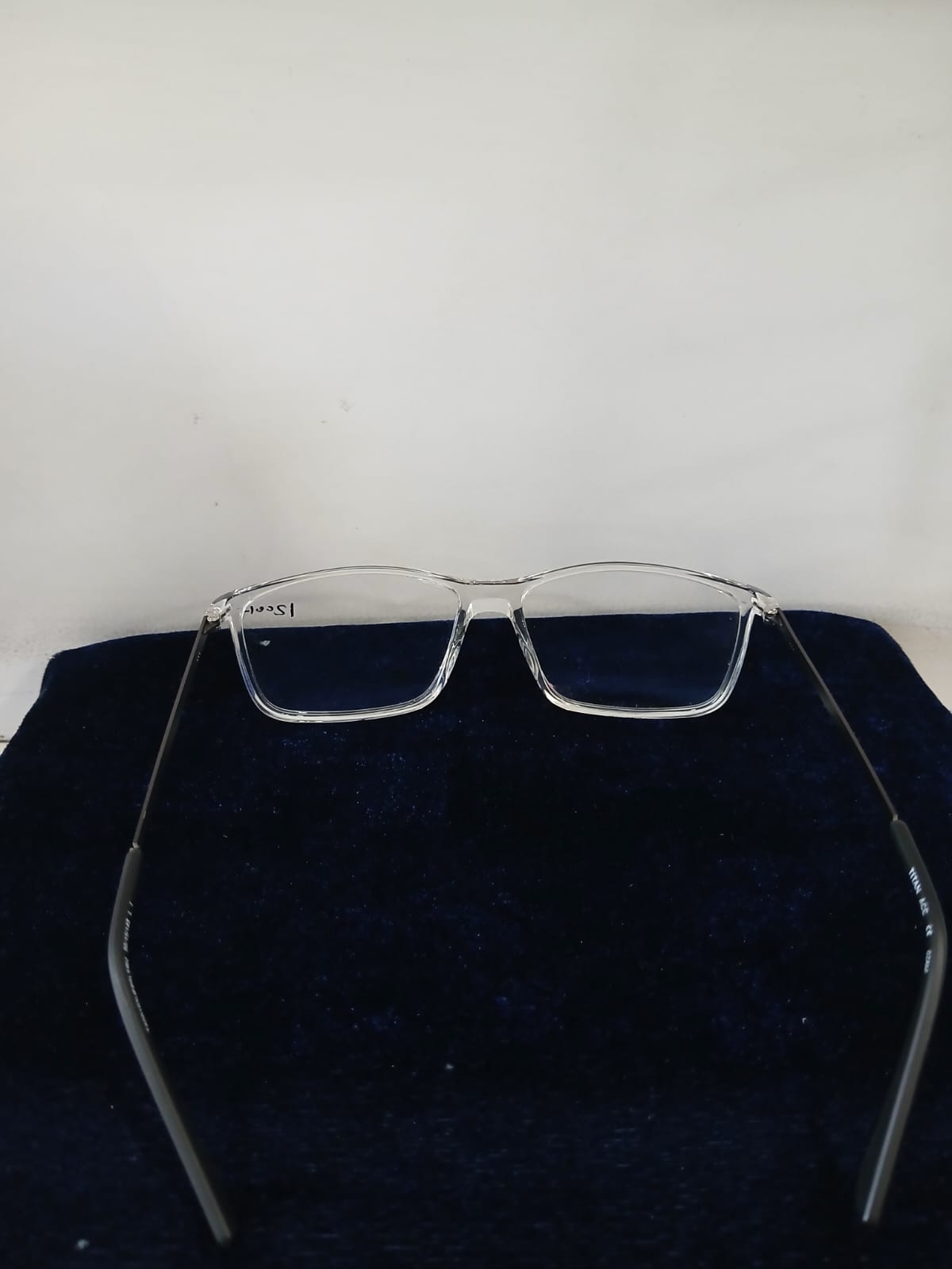 EYEGLASS - White Thumbnail