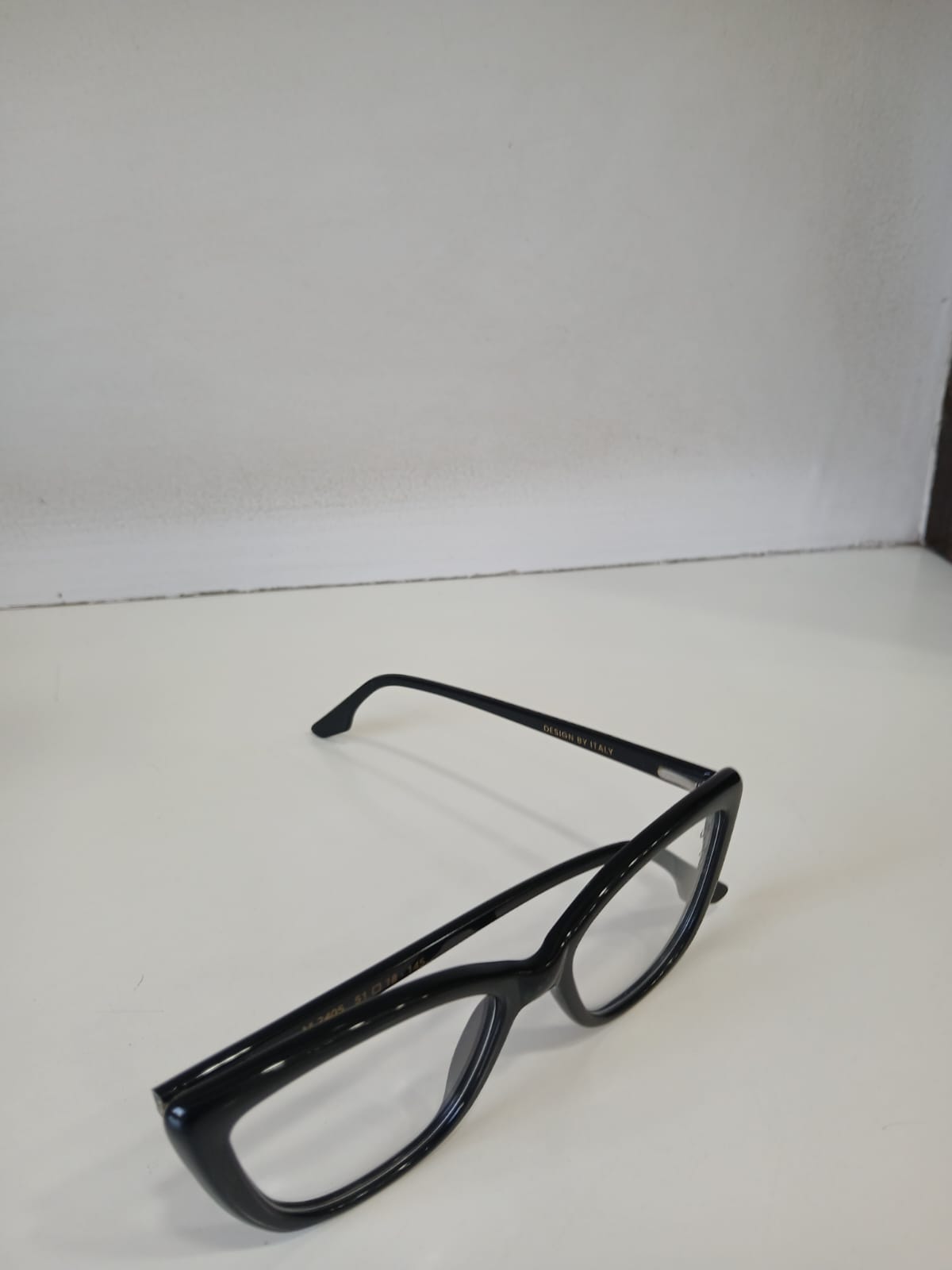EYEGLASS - Black Thumbnail