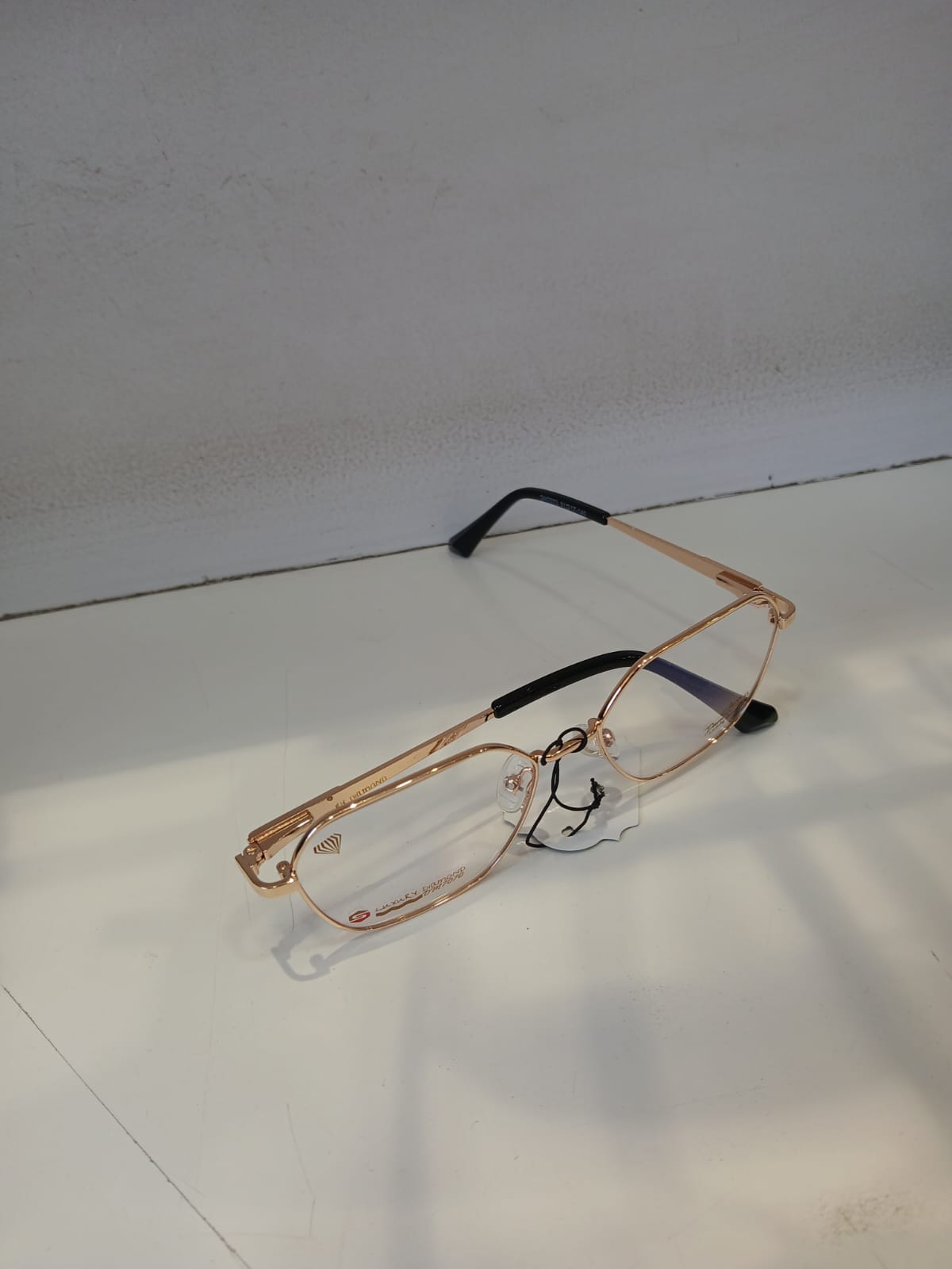 EYEGLASS - Gold Thumbnail