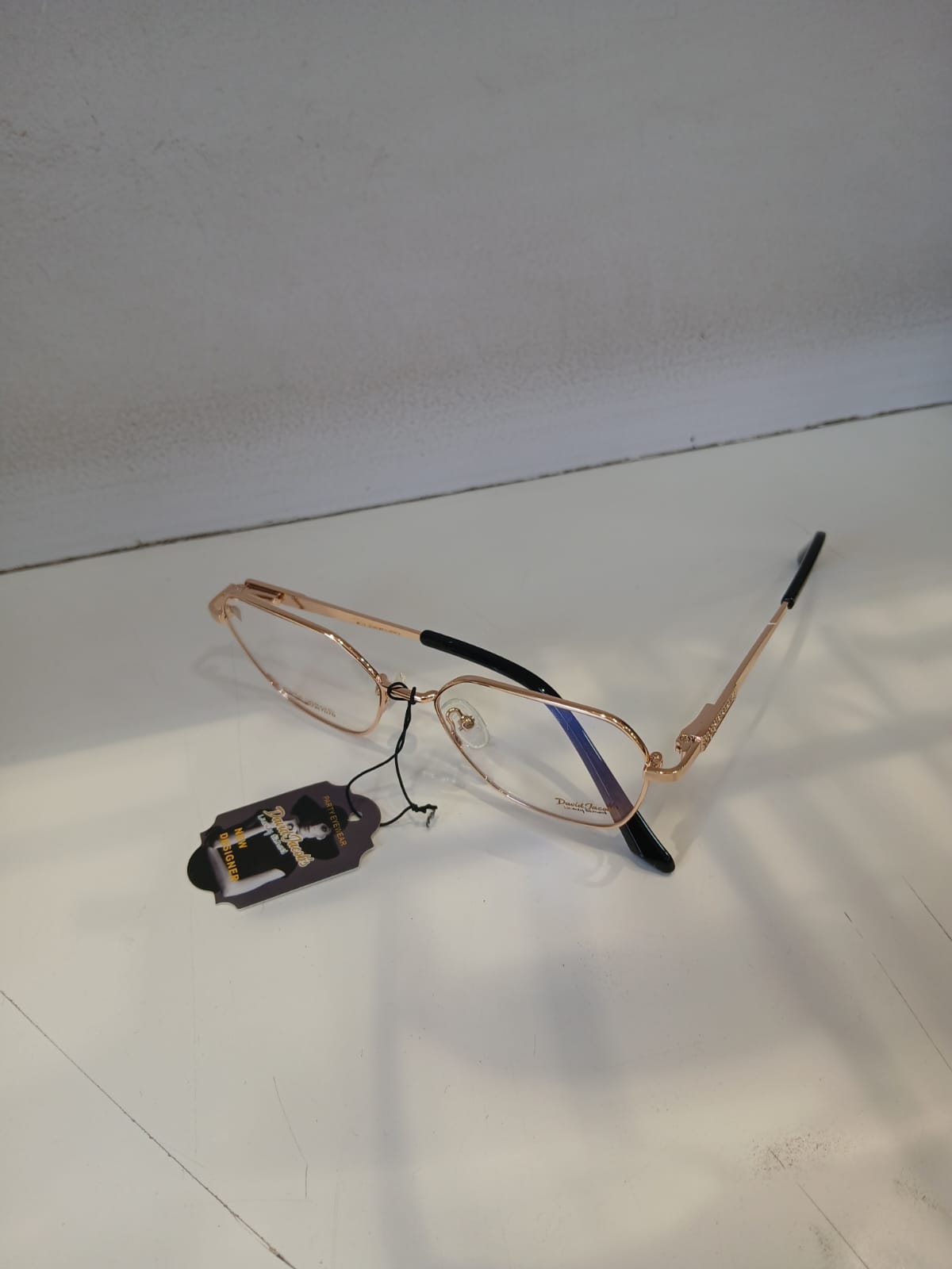 EYEGLASS - Gold Thumbnail