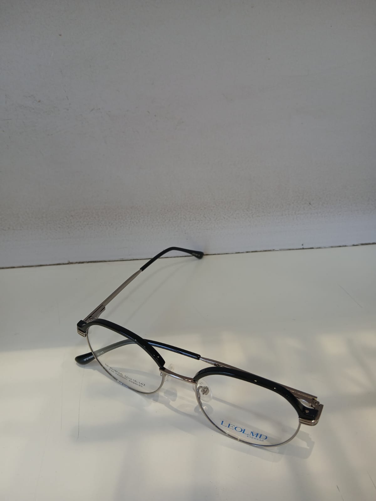 EYEGLASS - Black Thumbnail