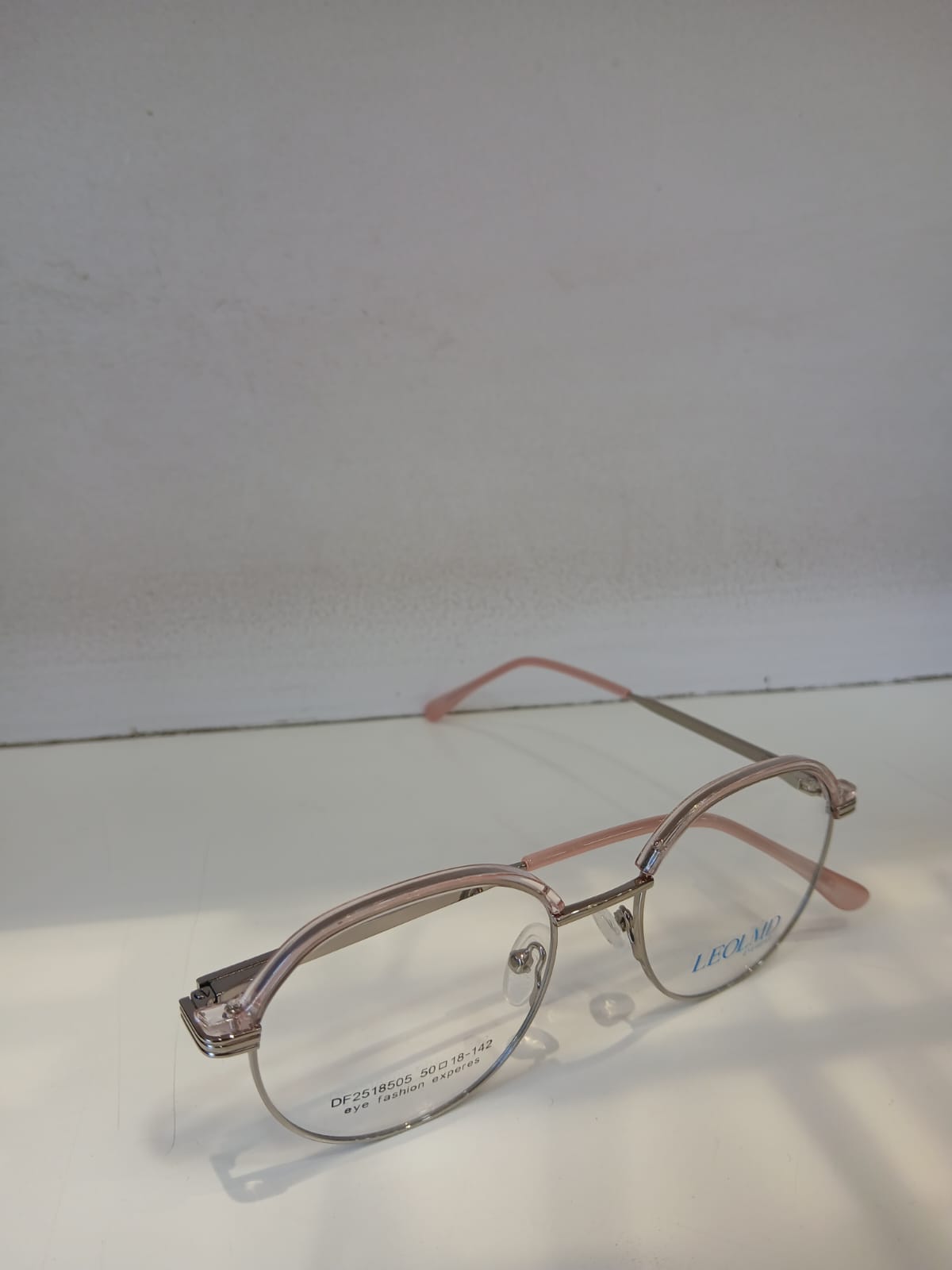 EYEGLASS - Pink Thumbnail