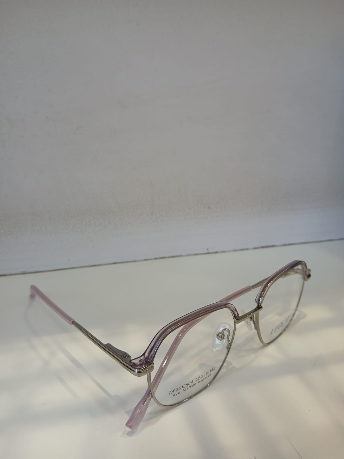 EYEGLASS - Pink Thumbnail