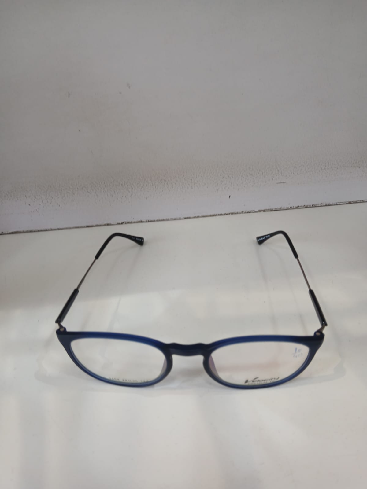 EYEGLASS - Blue Thumbnail