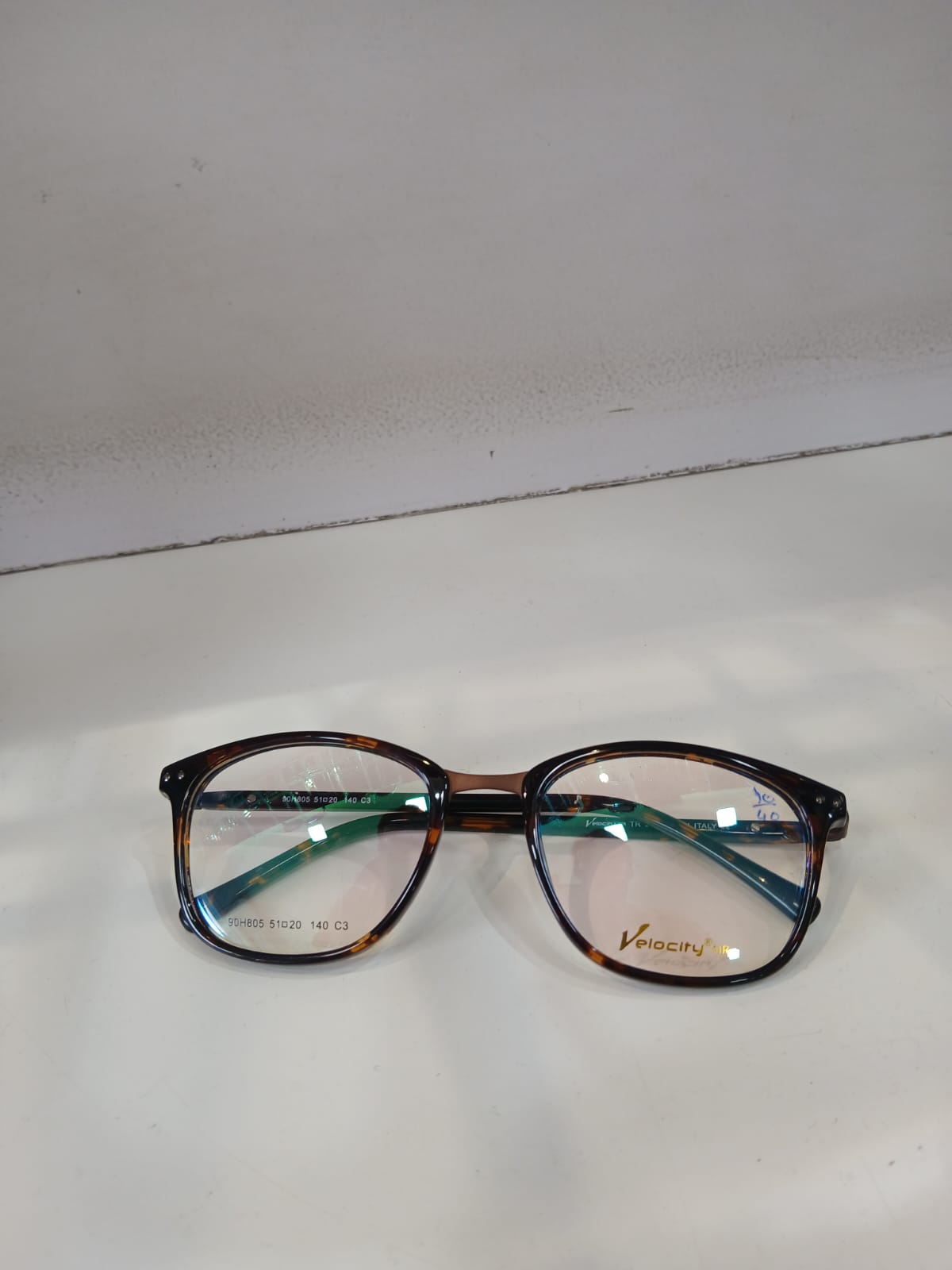 EYEGLASS - Brown Thumbnail