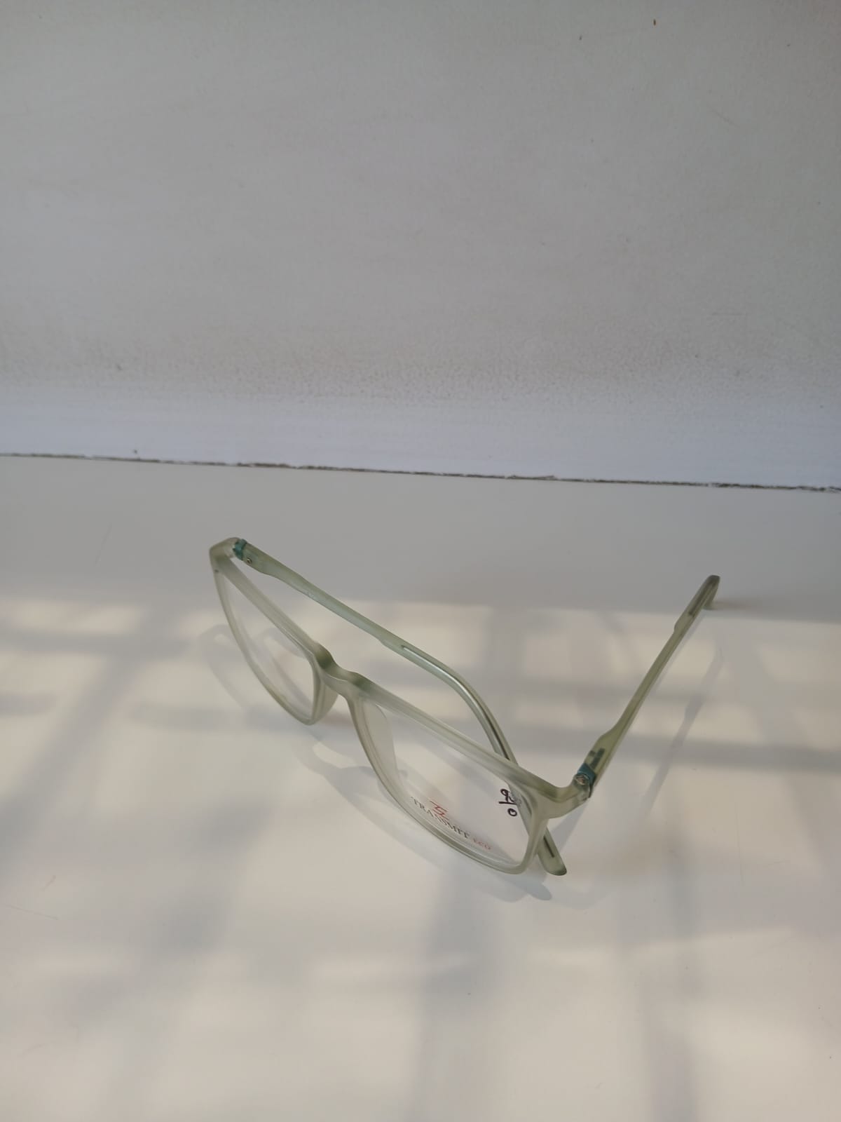 EYEGLASS - Green Thumbnail