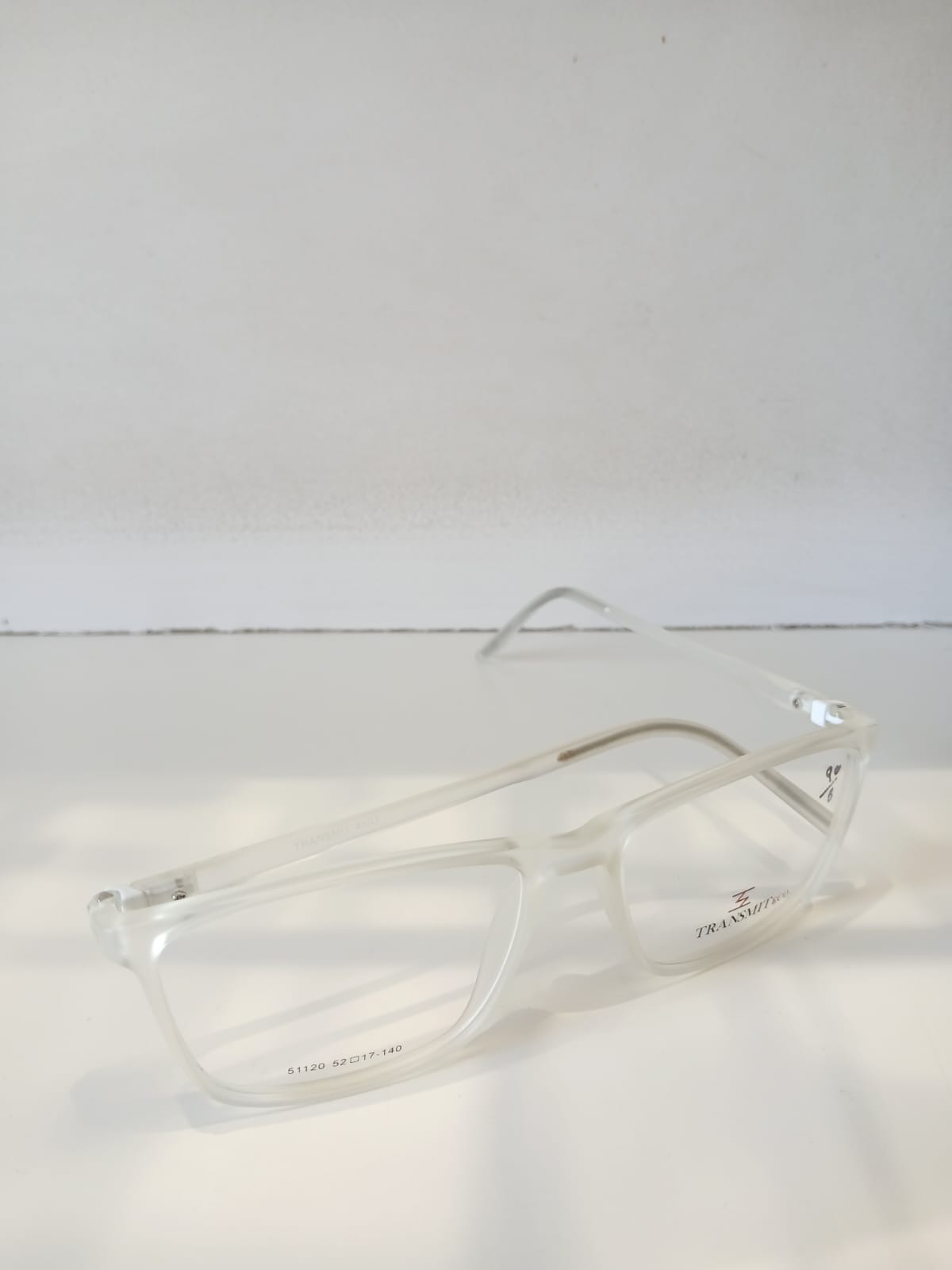 EYEGLASS - White Thumbnail