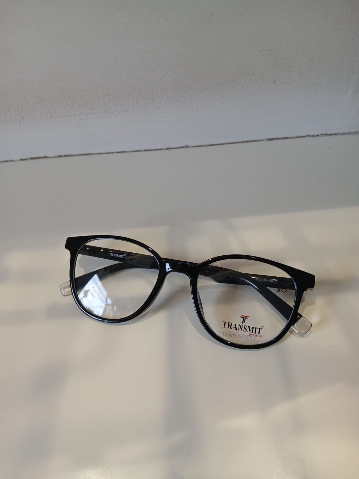 EYEGLASS - Black