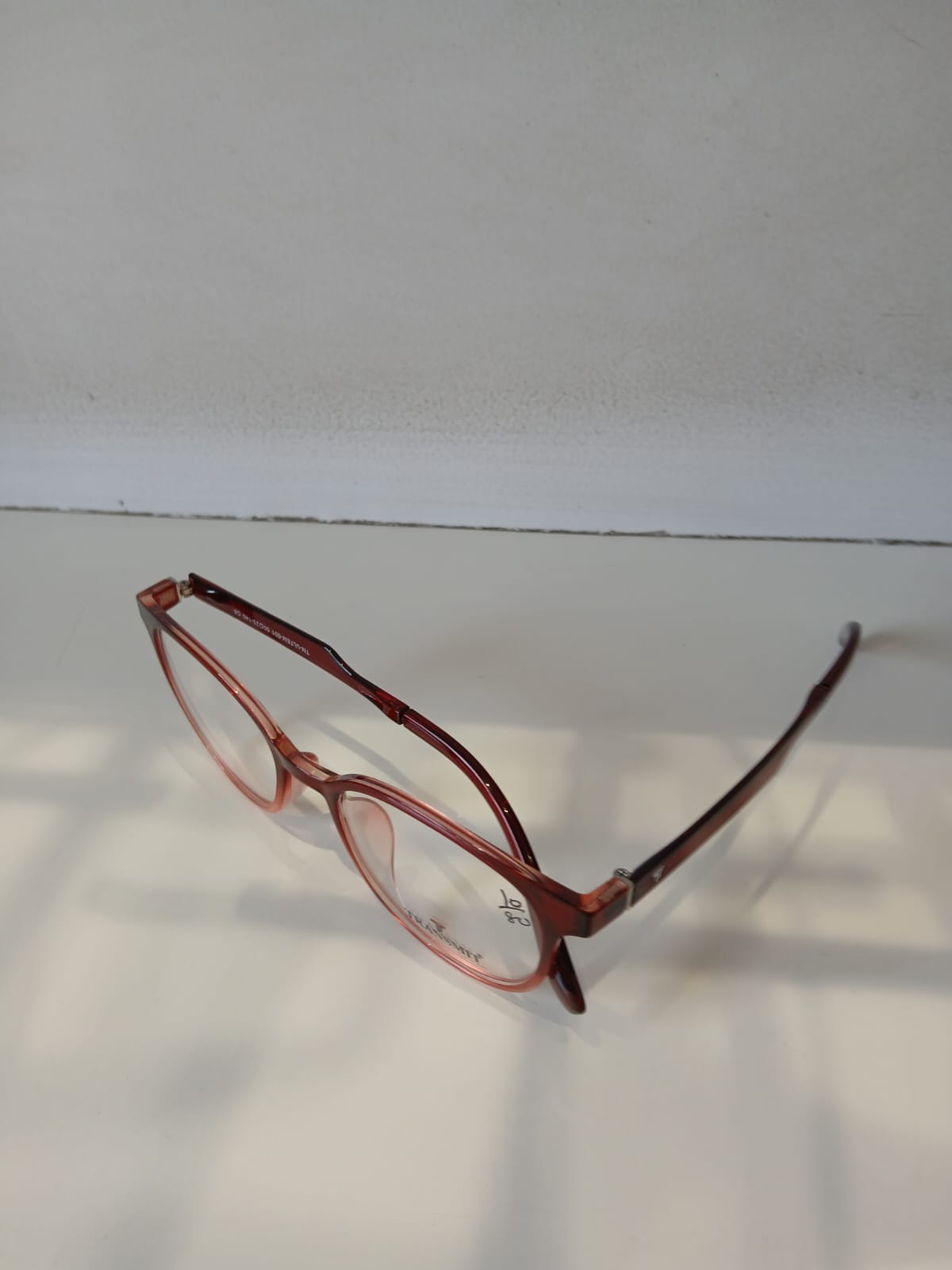 EYEGLASS - Ruby Thumbnail